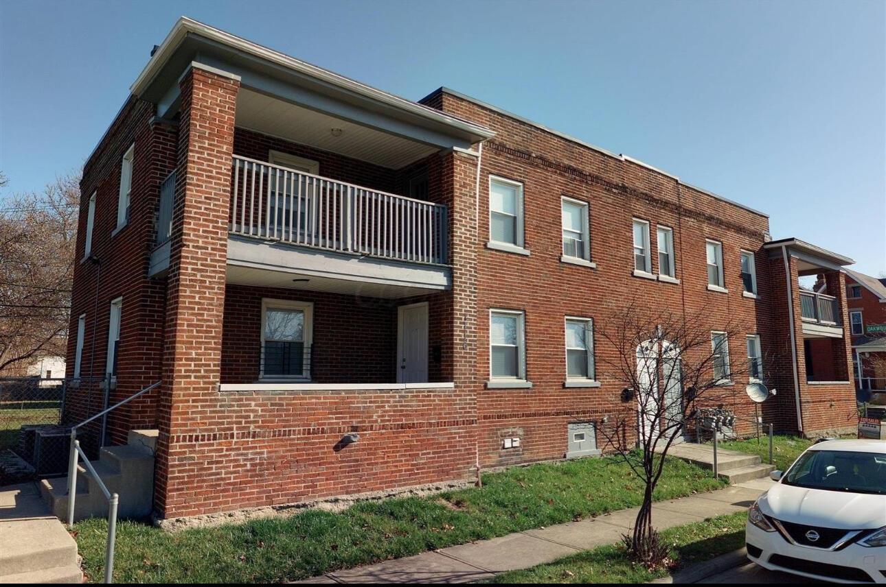 1116-1122 Cole Street