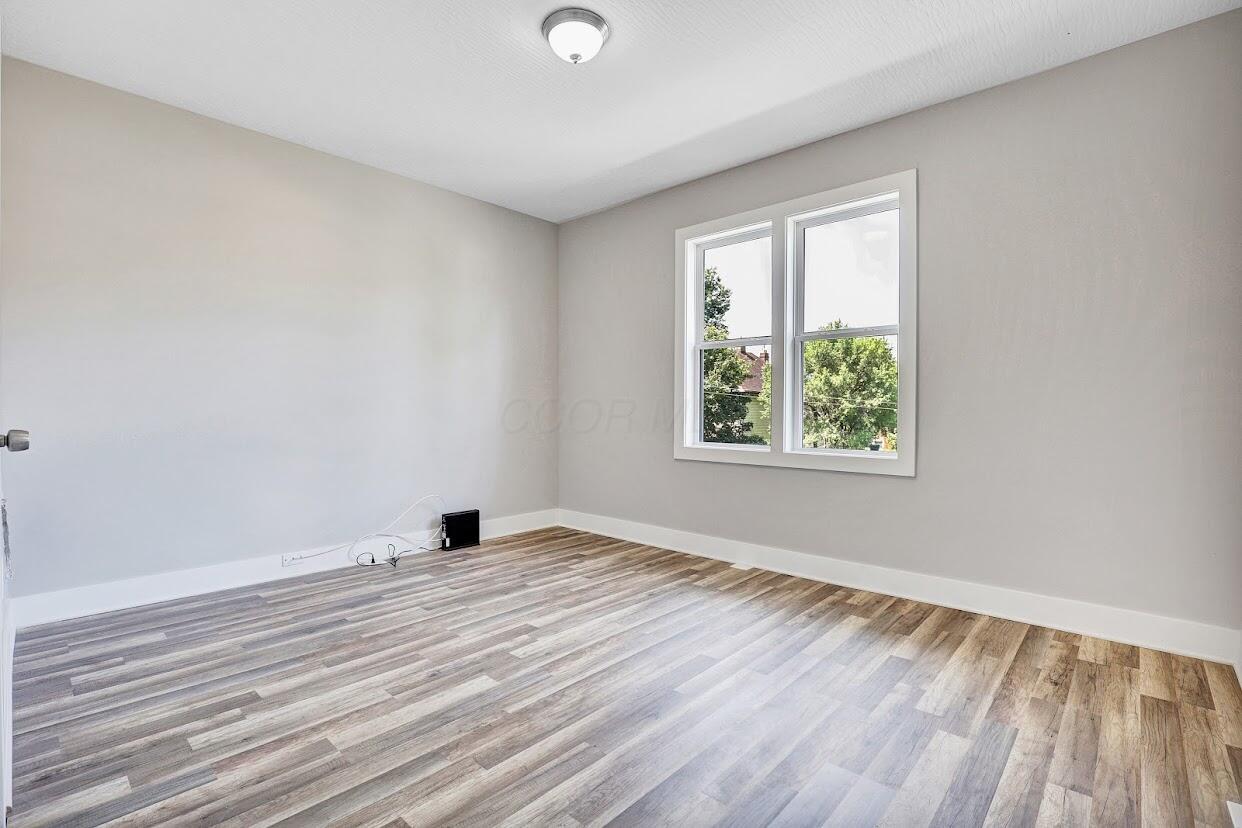 568-570 Kimball Place