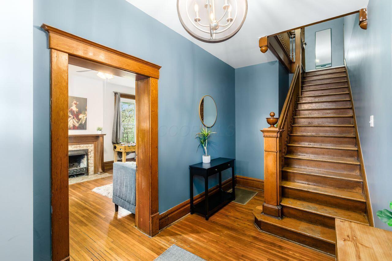 797 N Nelson Road, Columbus