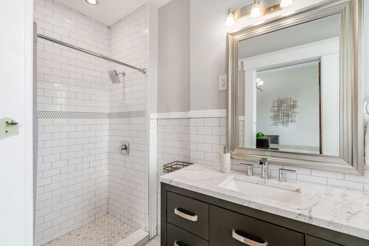 797 N Nelson Road, Columbus