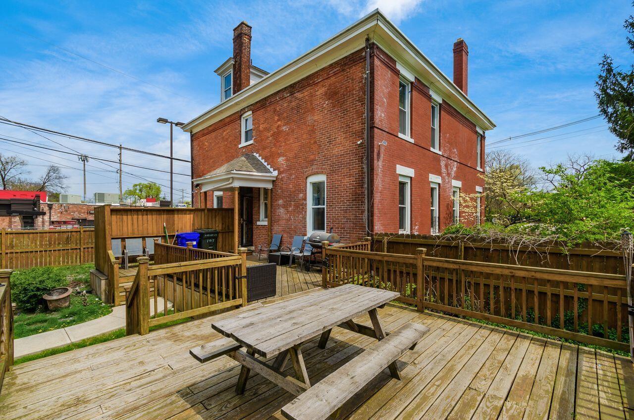 797 N Nelson Road, Columbus