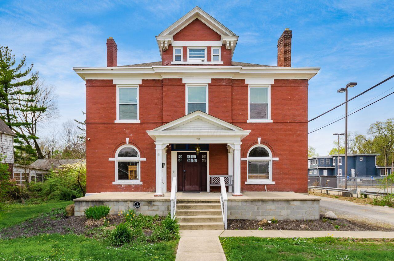 797 N Nelson Road, Columbus