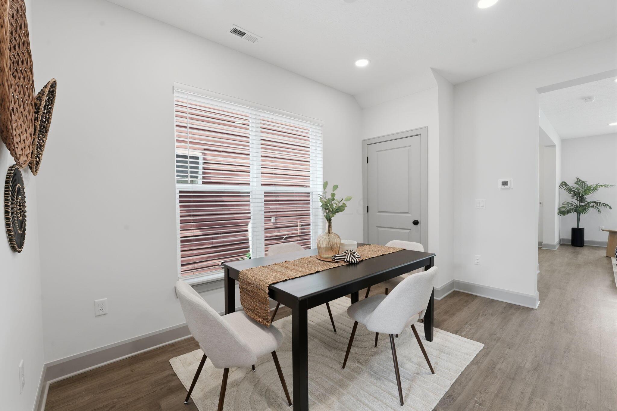 93 N Princeton Avenue