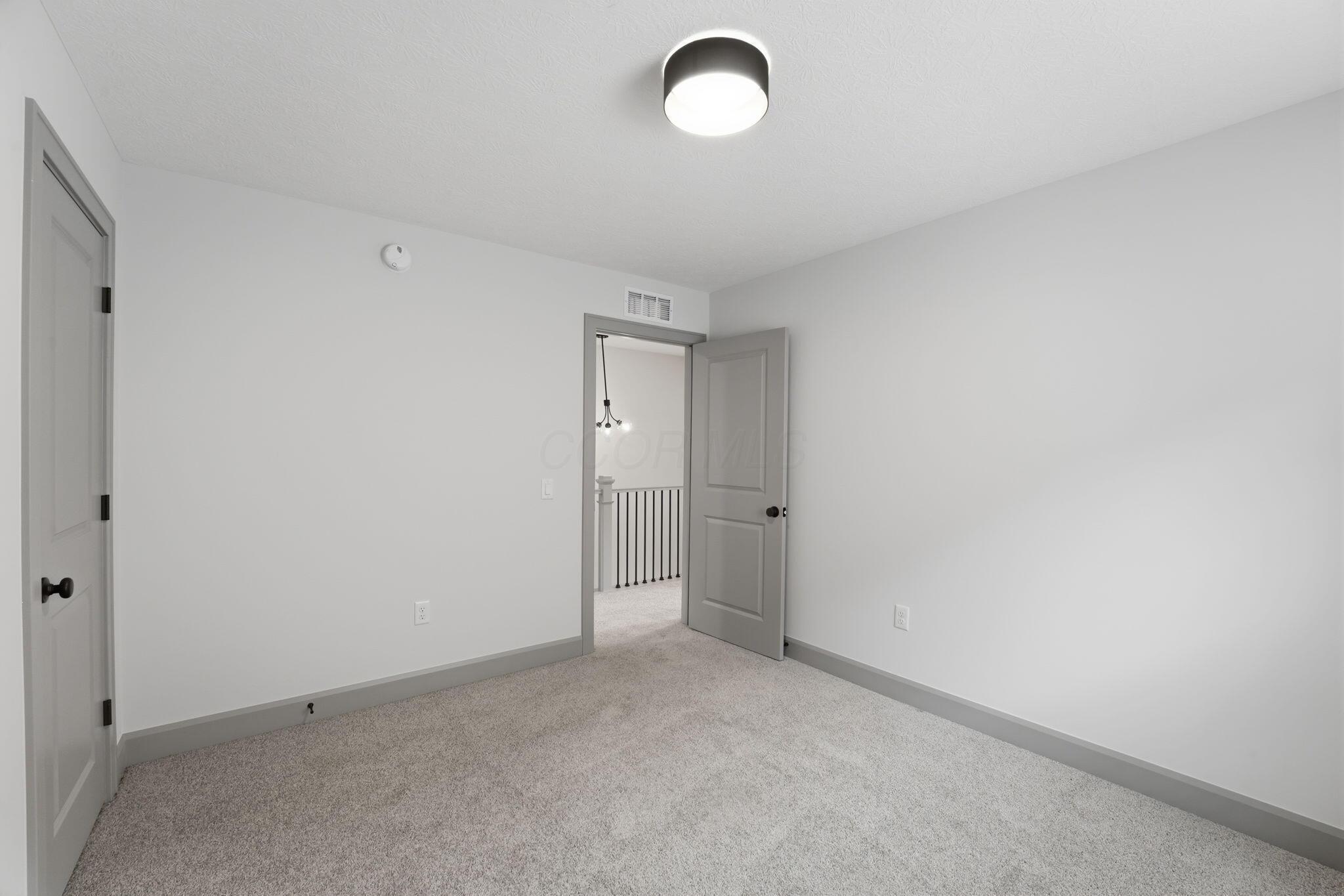 93 N Princeton Avenue