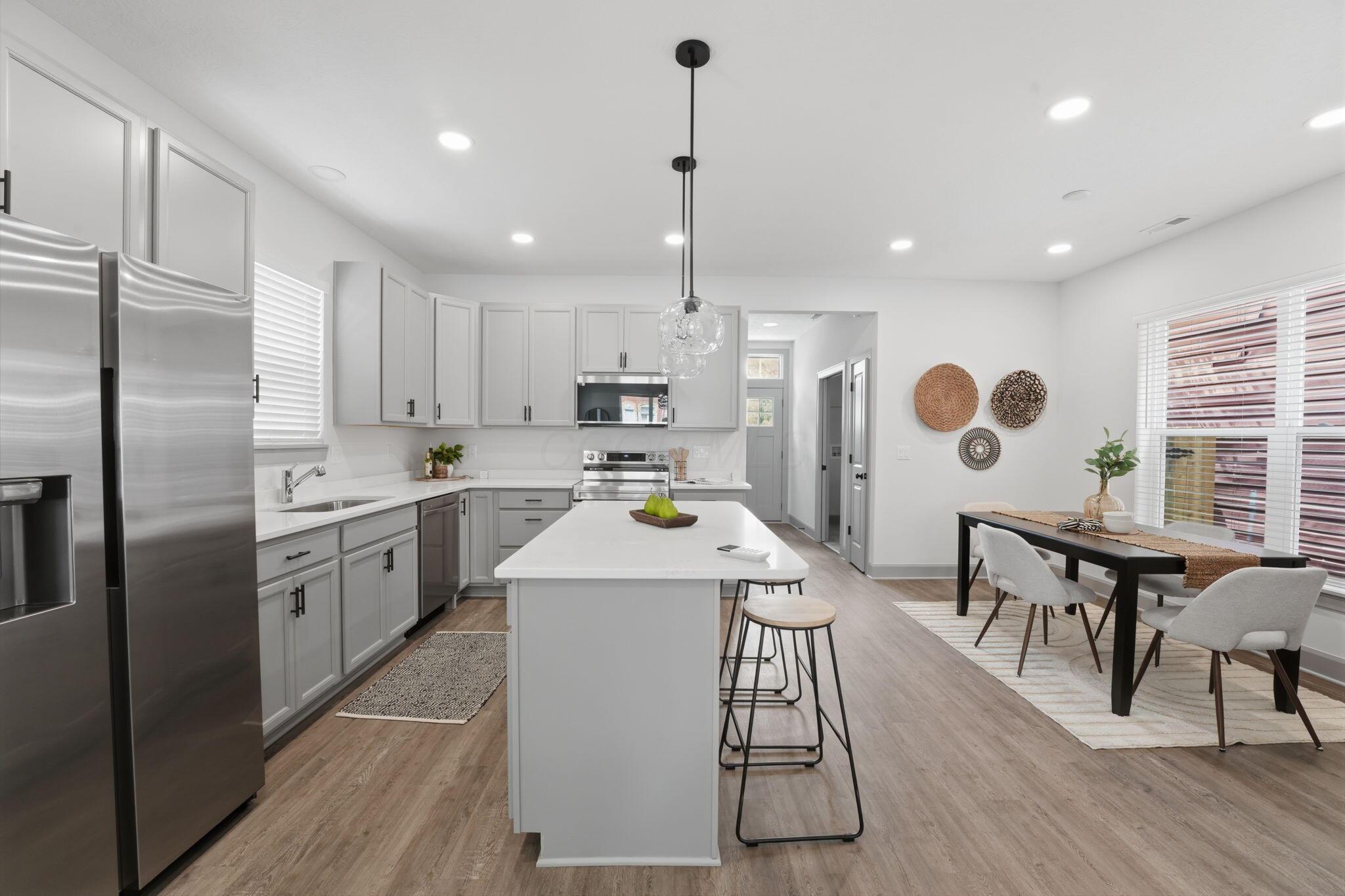 93 N Princeton Avenue