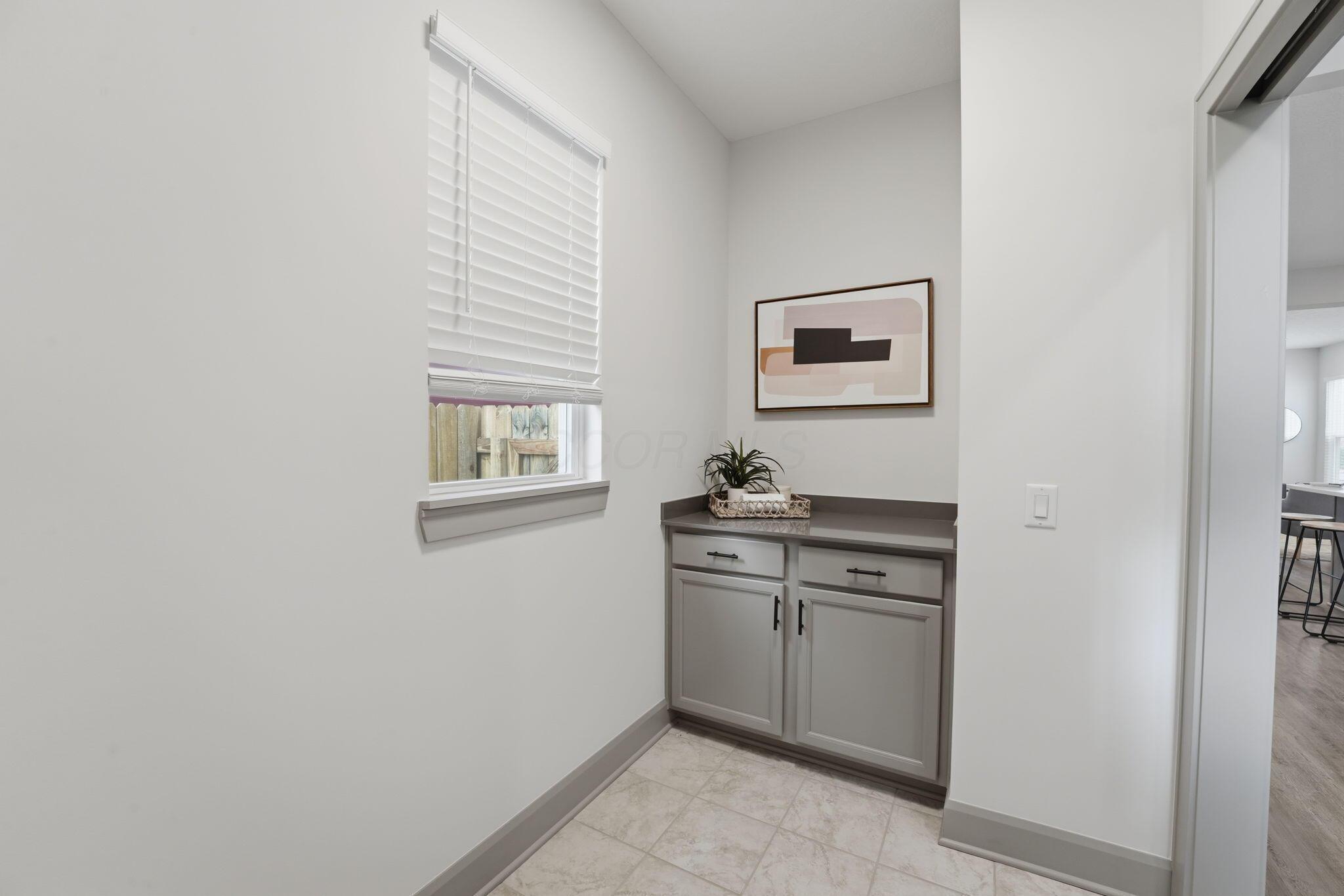 93 N Princeton Avenue