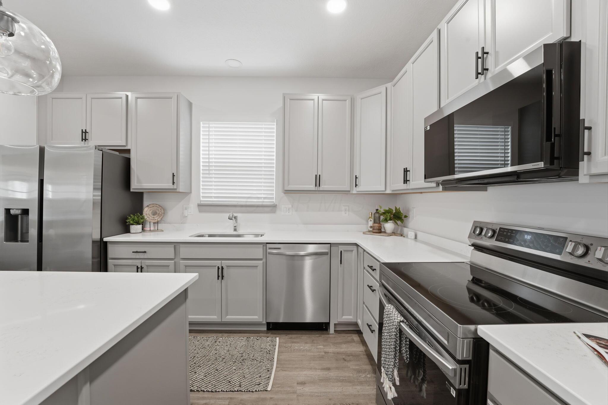 93 N Princeton Avenue