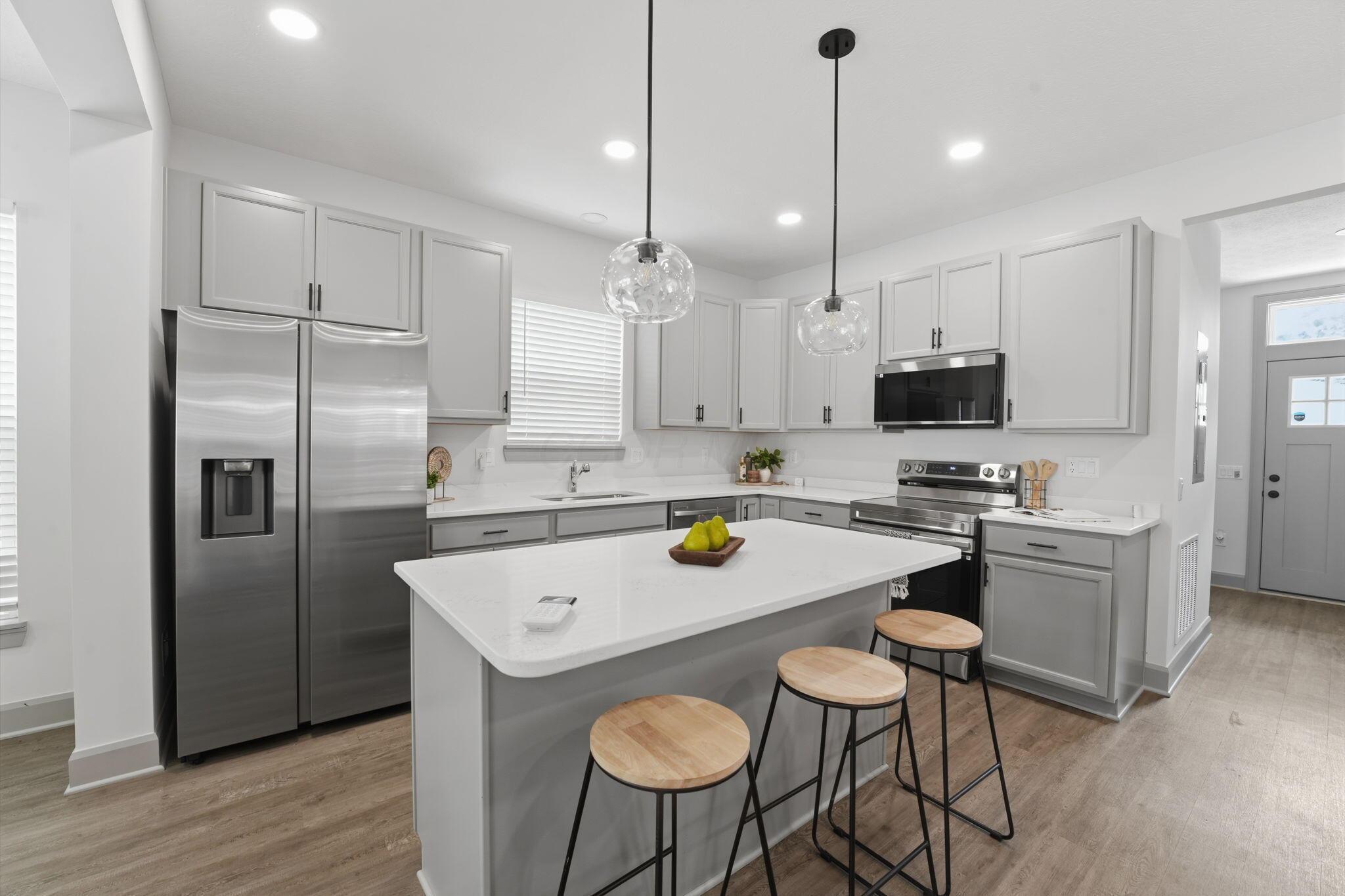 93 N Princeton Avenue