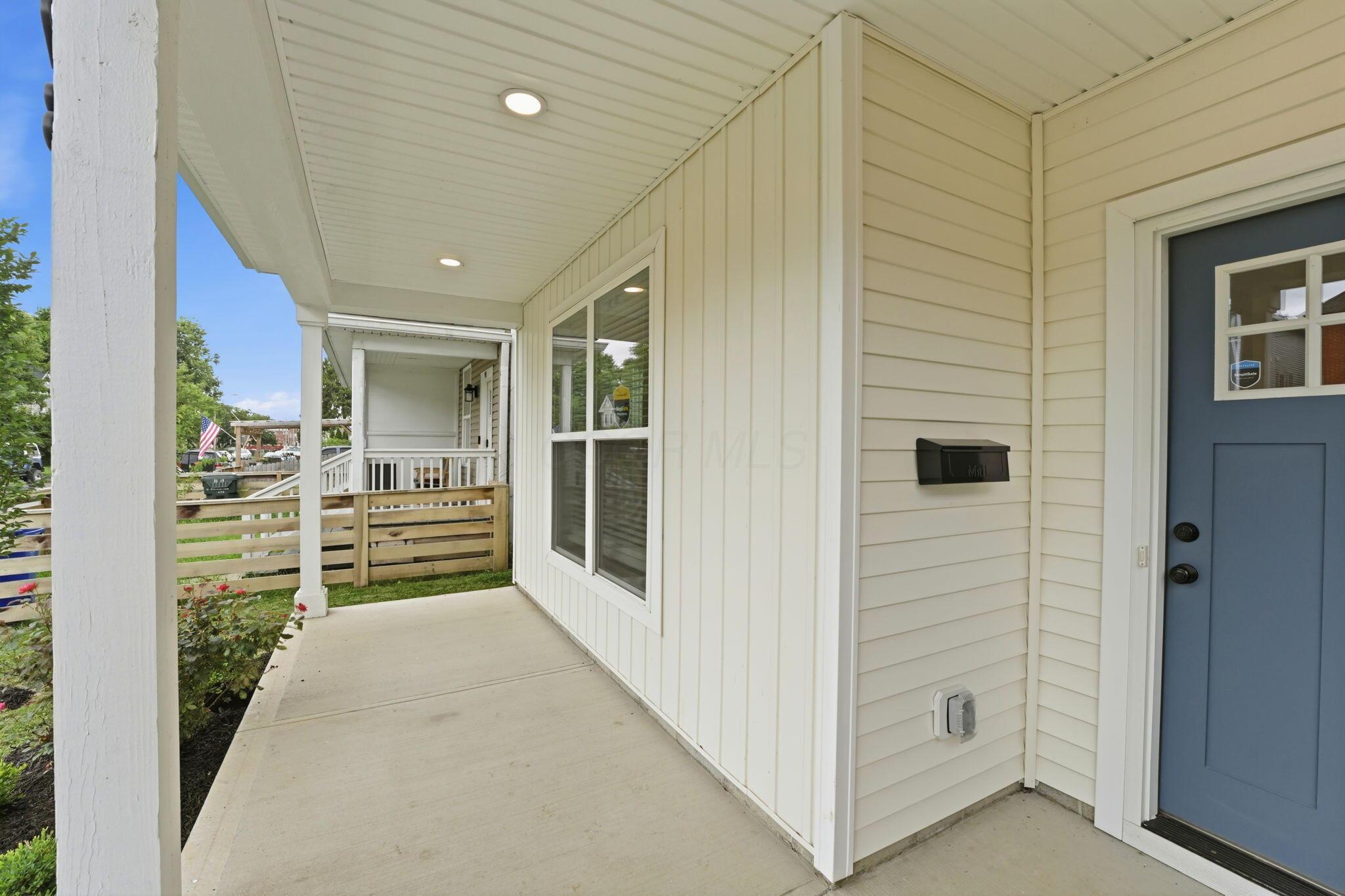 93 N Princeton Avenue