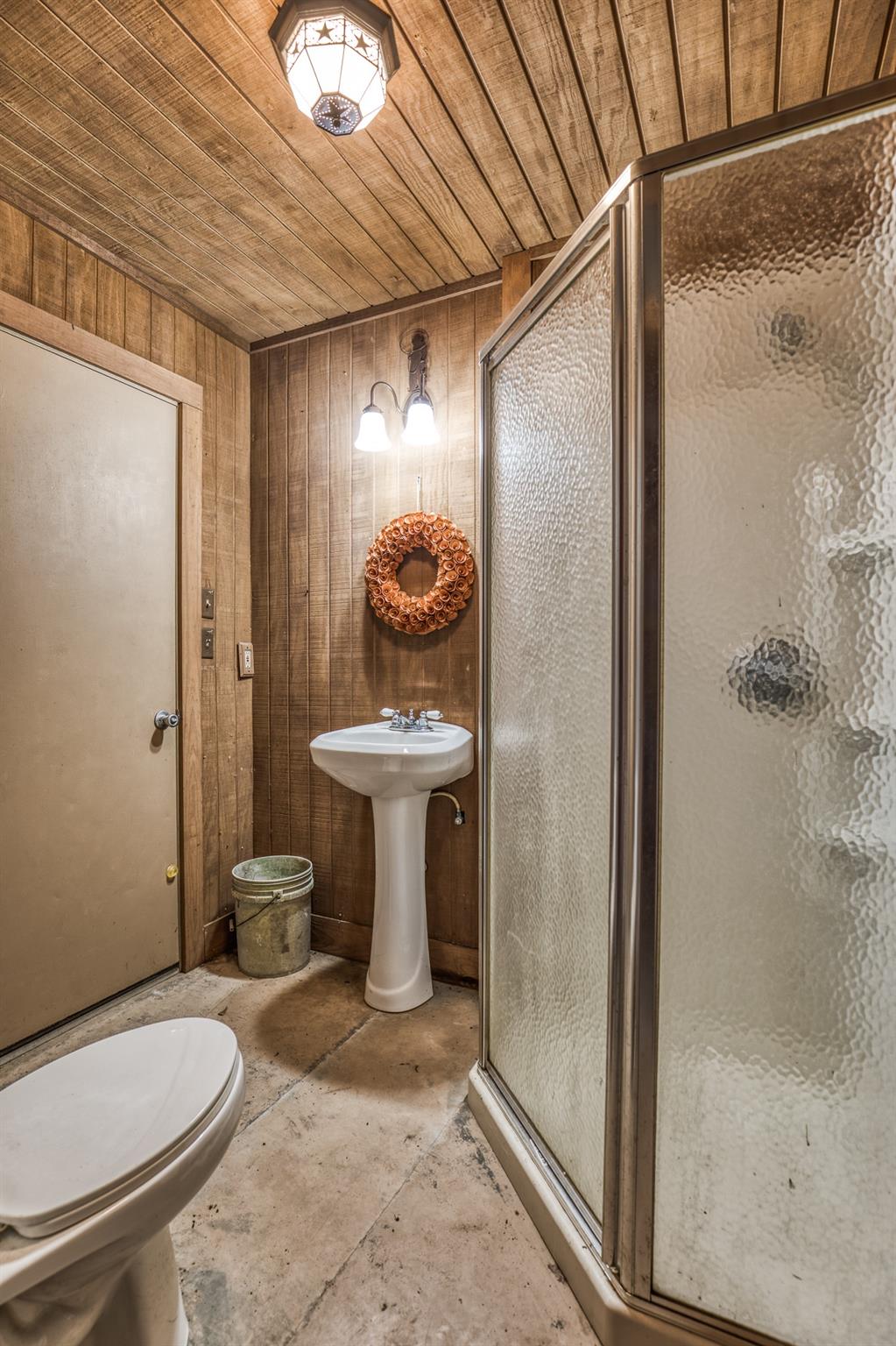 10822 N Korthauer