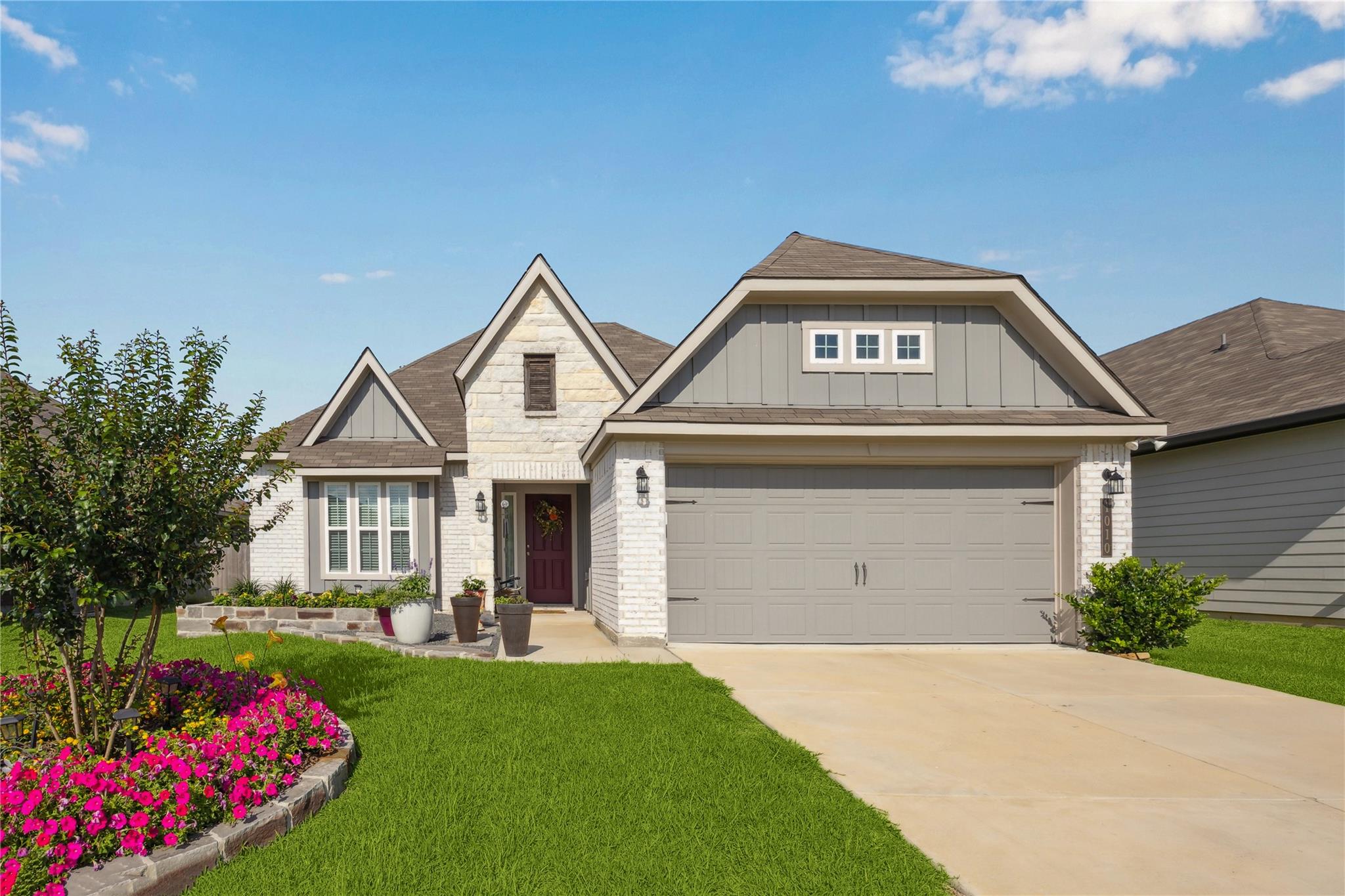 1010 Old Vine Road