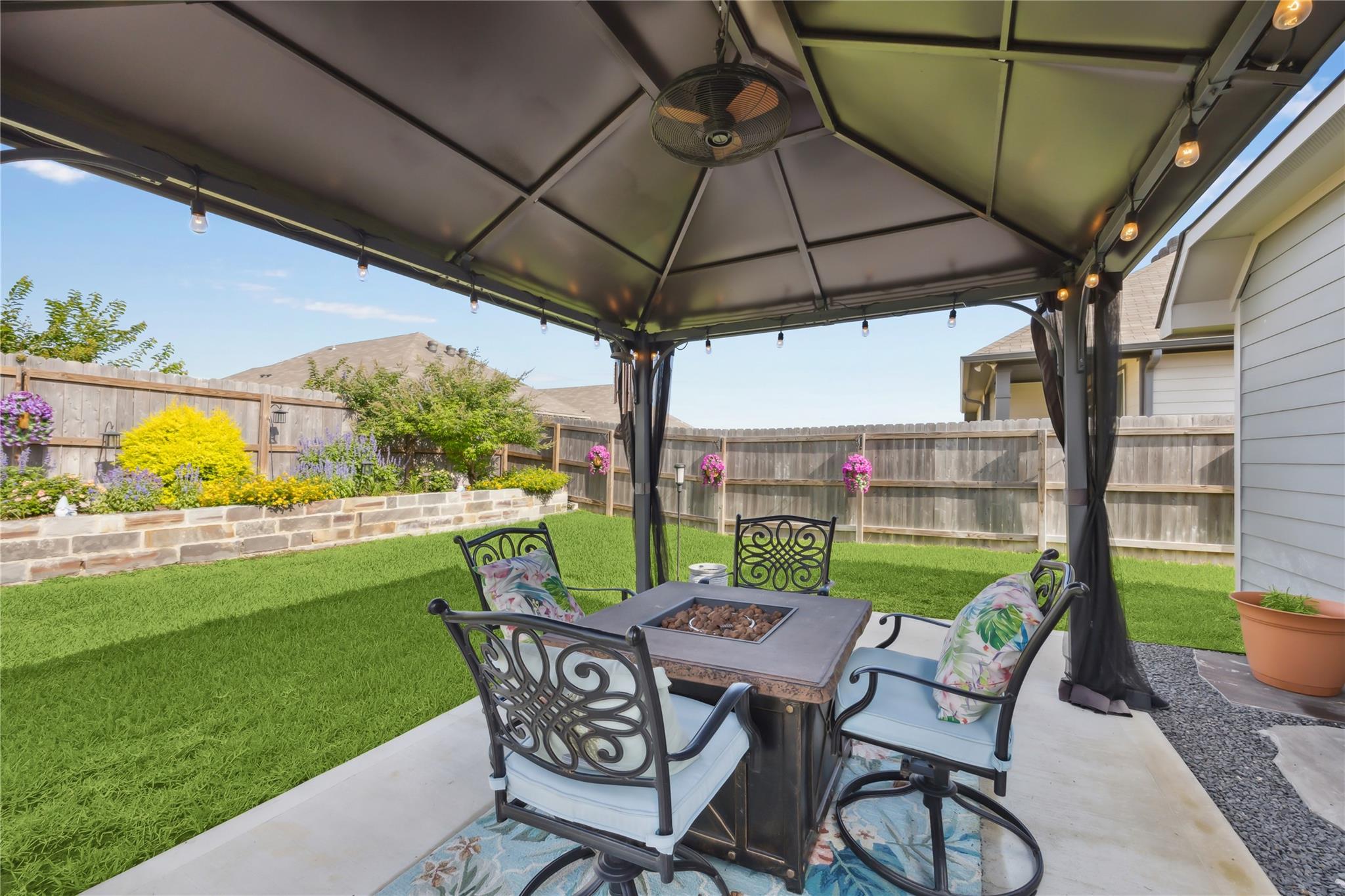 1010 Old Vine Road