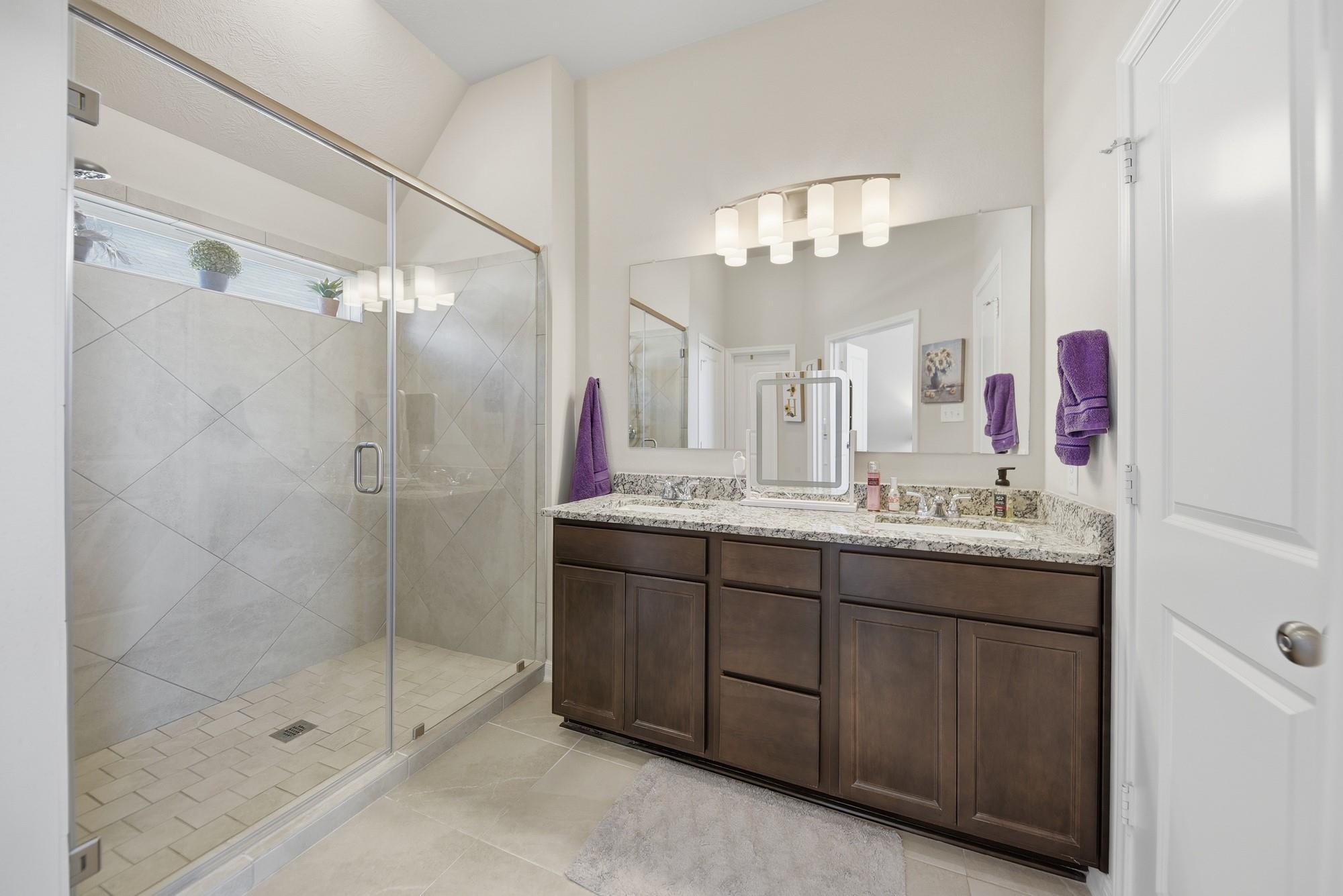1010 Old Vine Road
