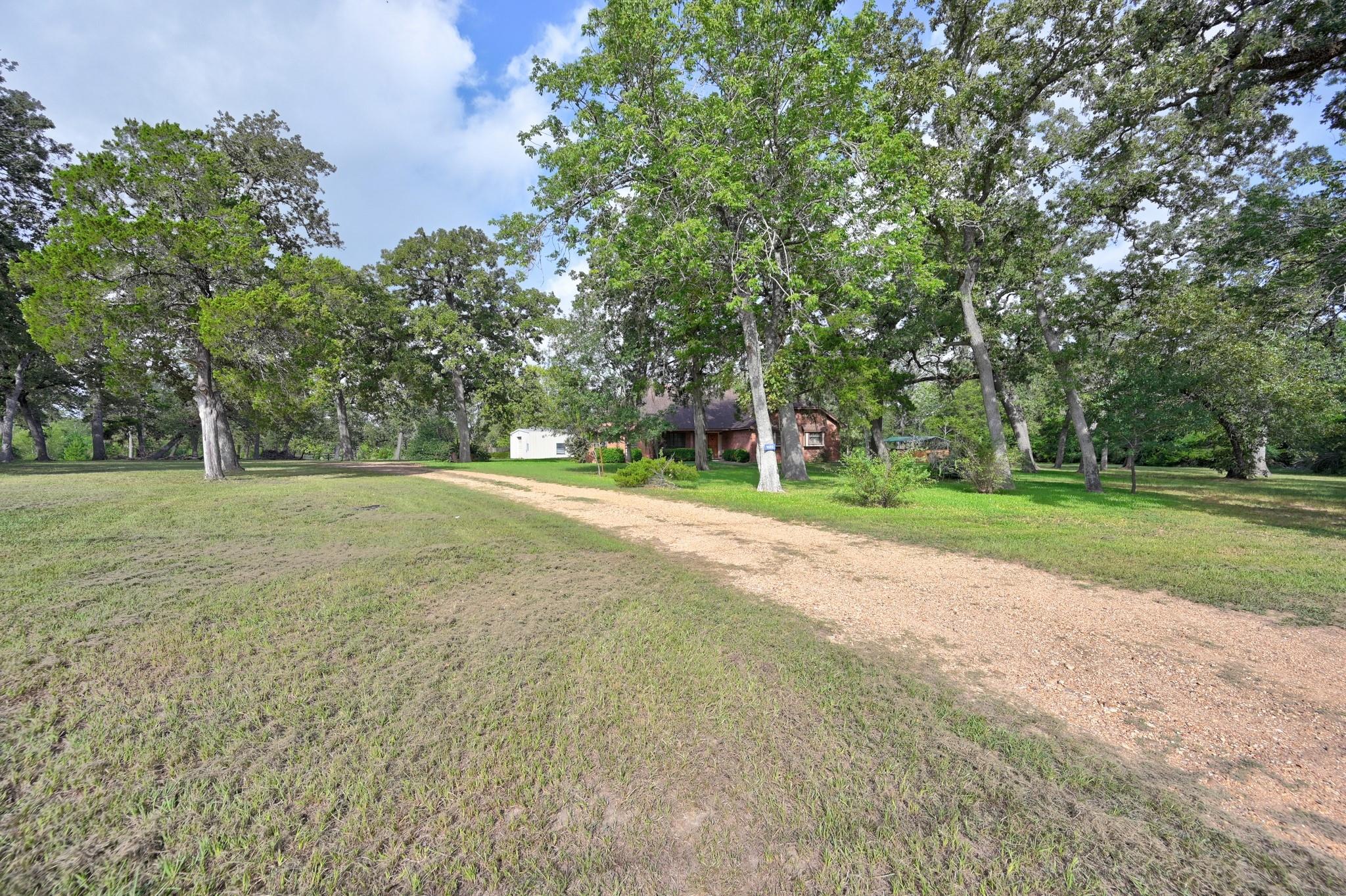 1689 Fm 1456 Road