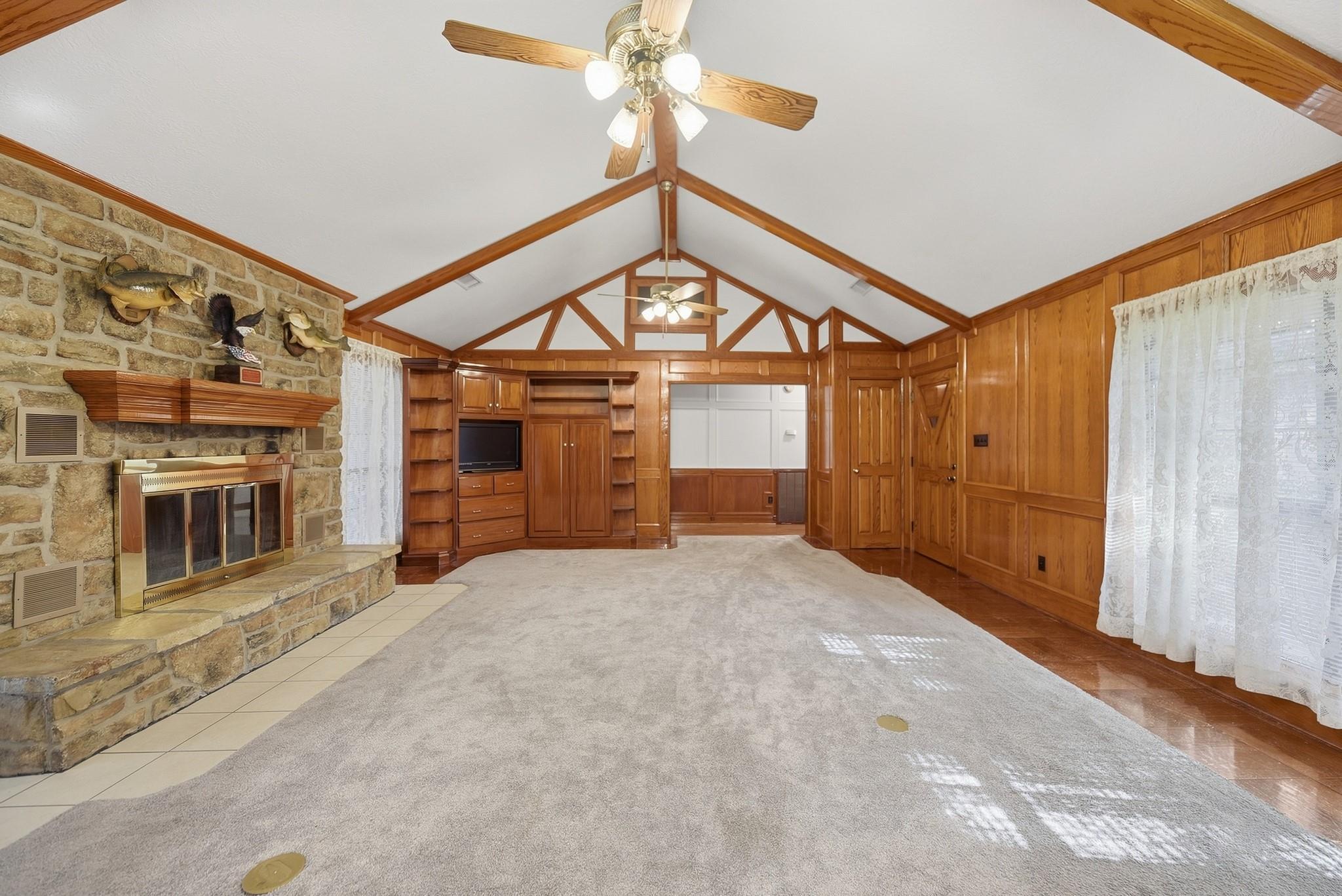 1689 Fm 1456 Road