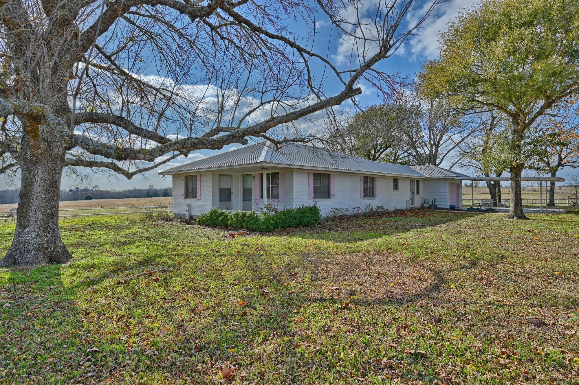 6921 Schulz Lane