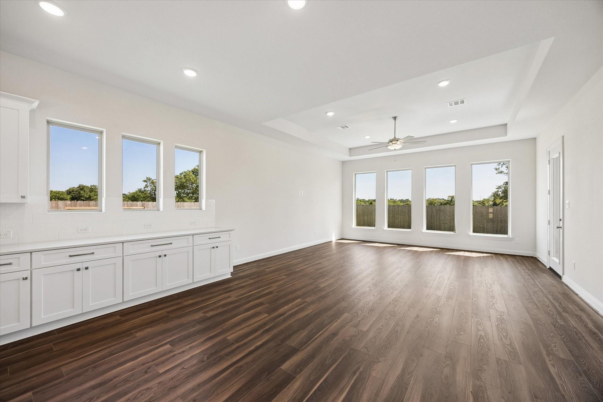 308 Legacy Point Drive