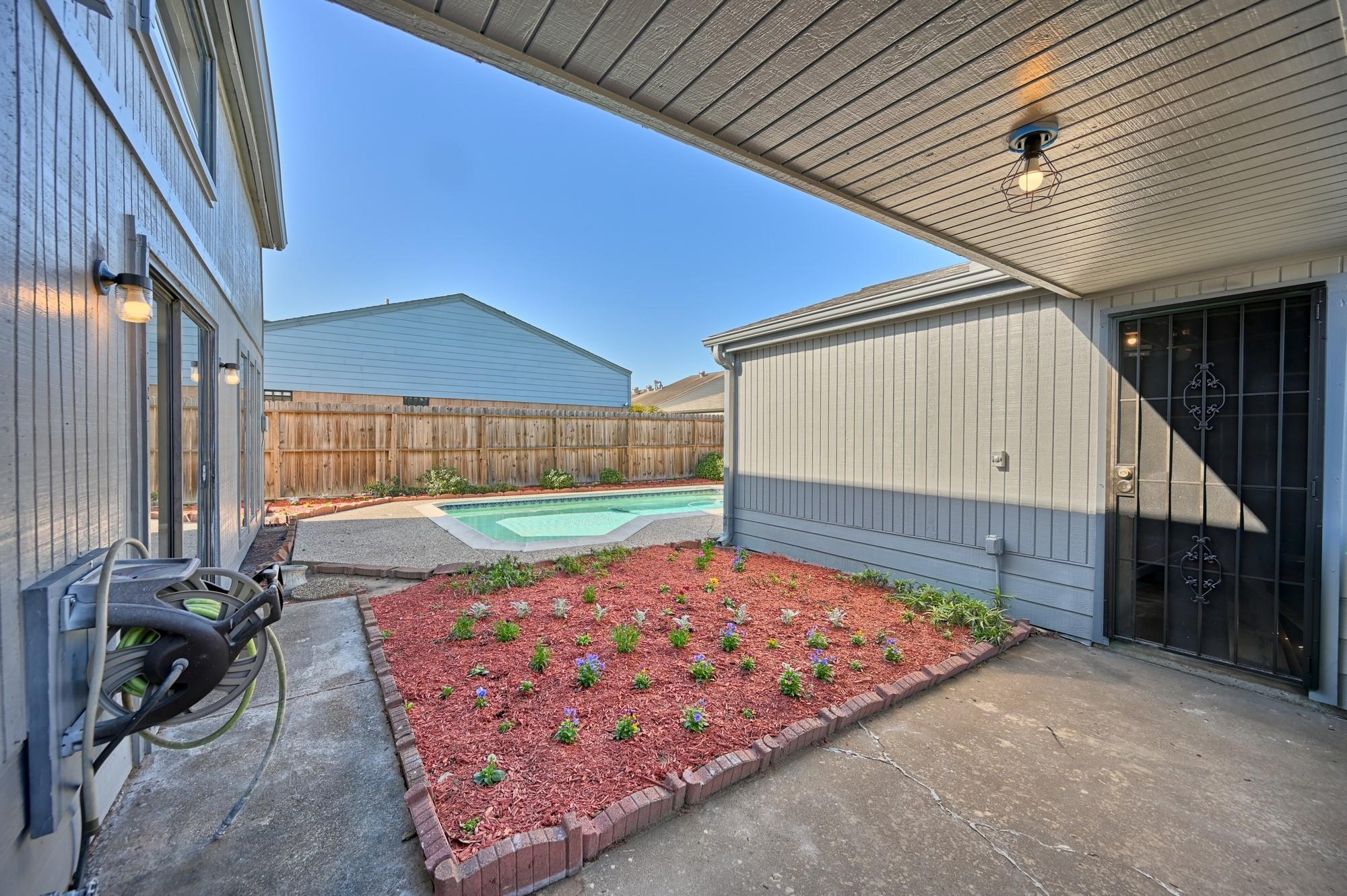 11502 Bellerive Drive