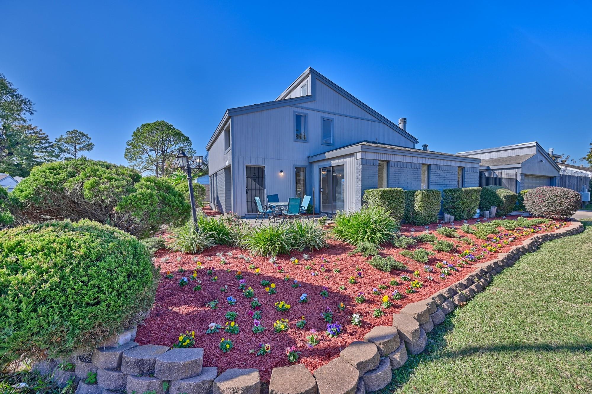 11502 Bellerive Drive