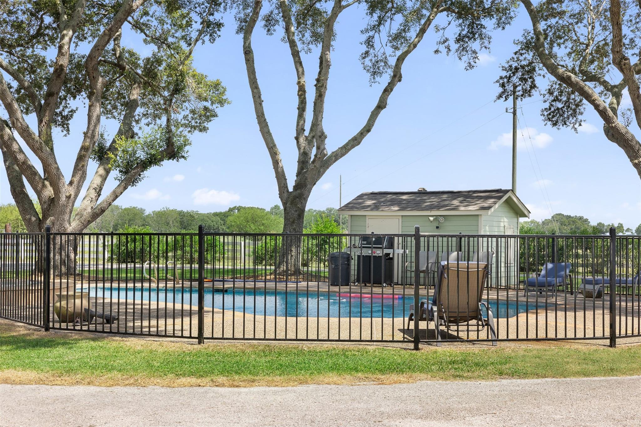 6541 Eagle Nest Acres Drive