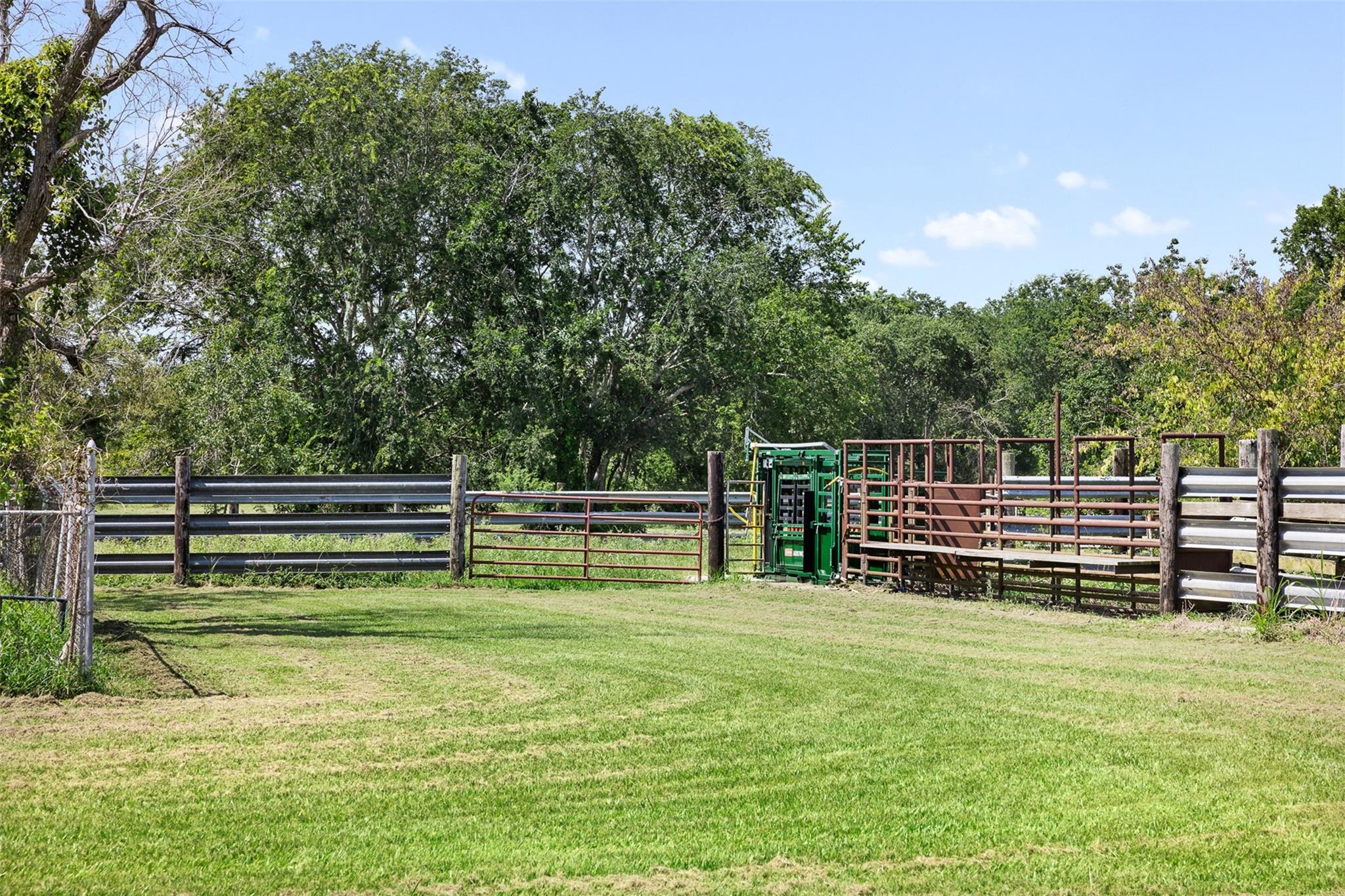 6541 Eagle Nest Acres Drive