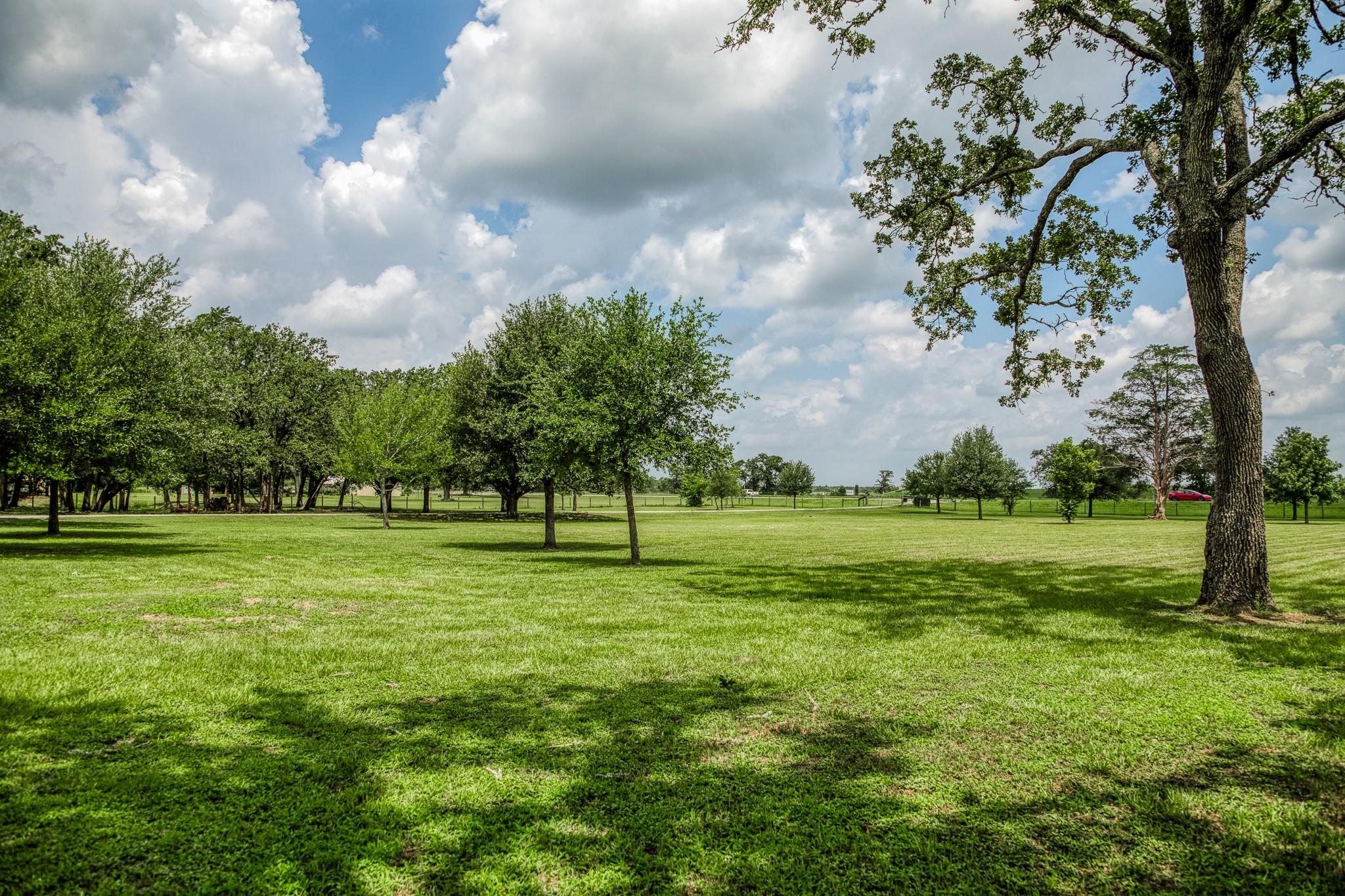 528 E Us Highway 290 Highway