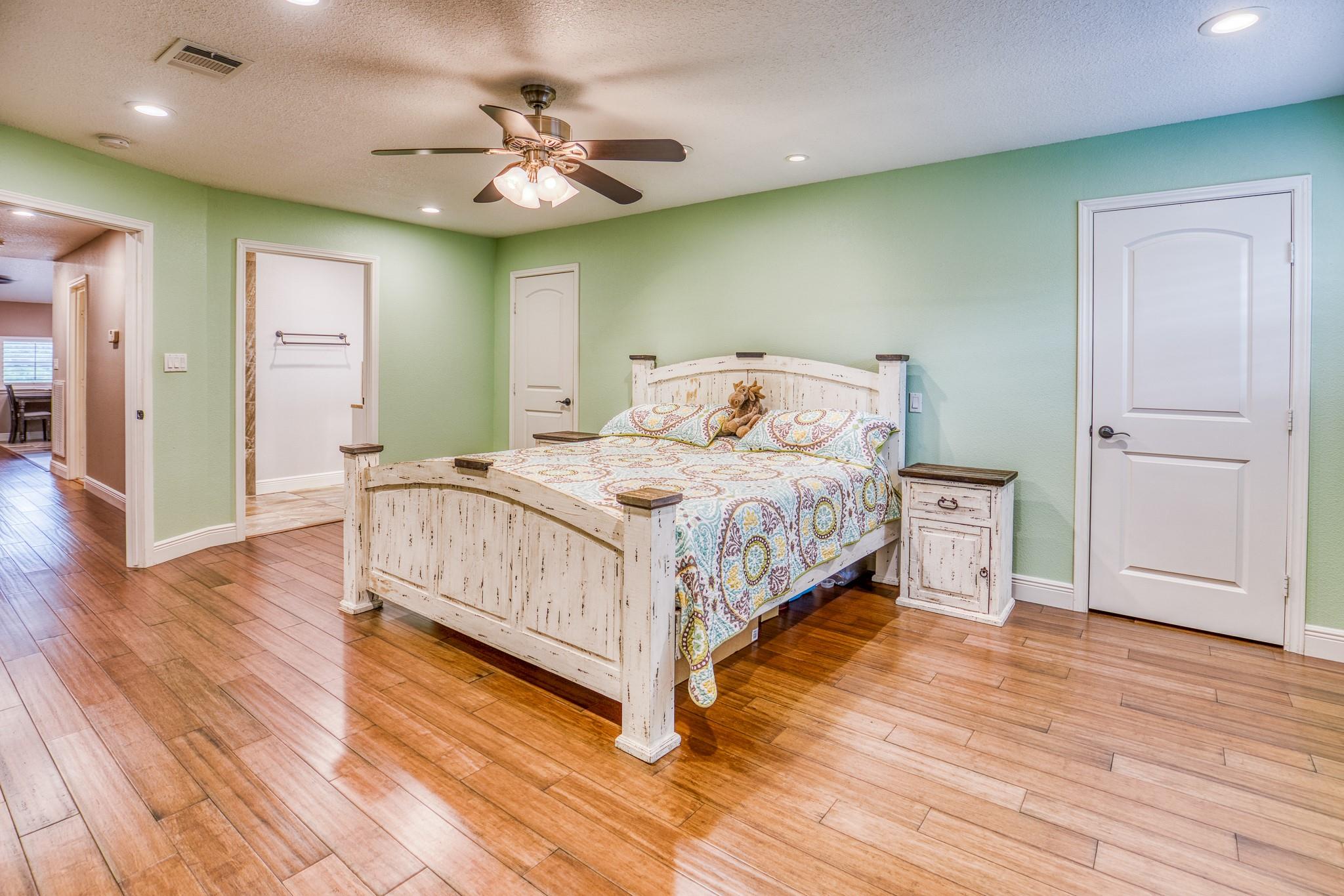 3769 Lazy River Drive