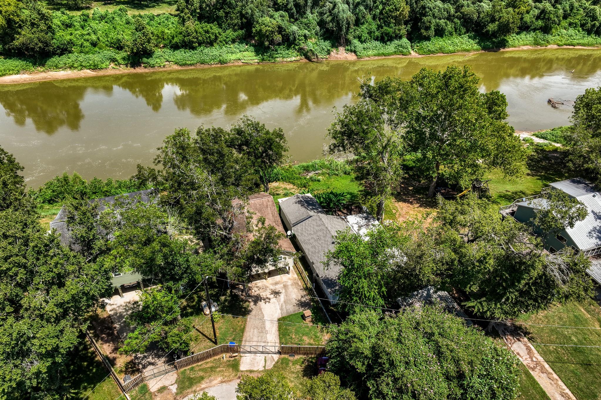 3769 Lazy River Drive