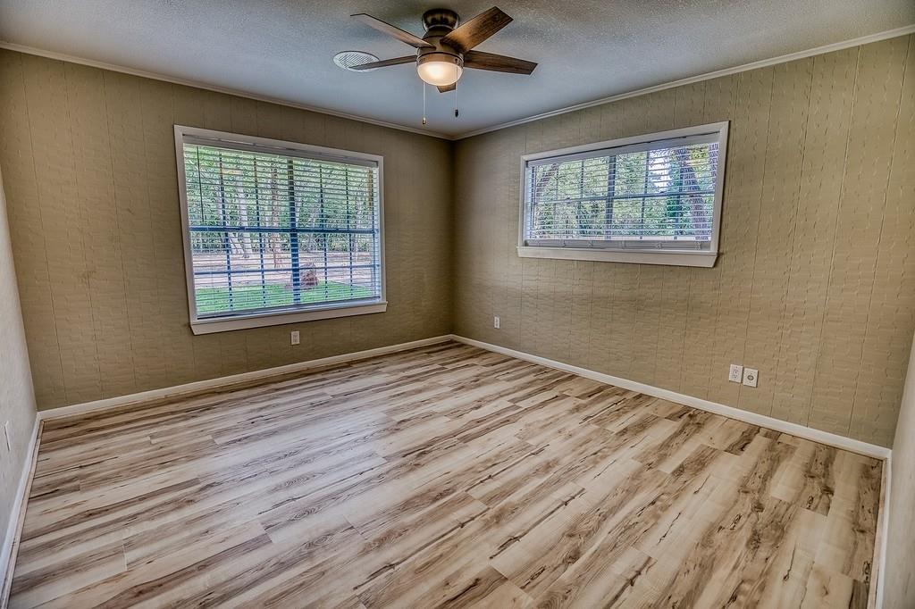 5504 Hillside