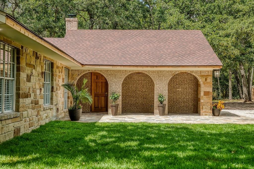5504 Hillside