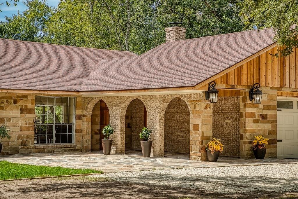 5504 Hillside