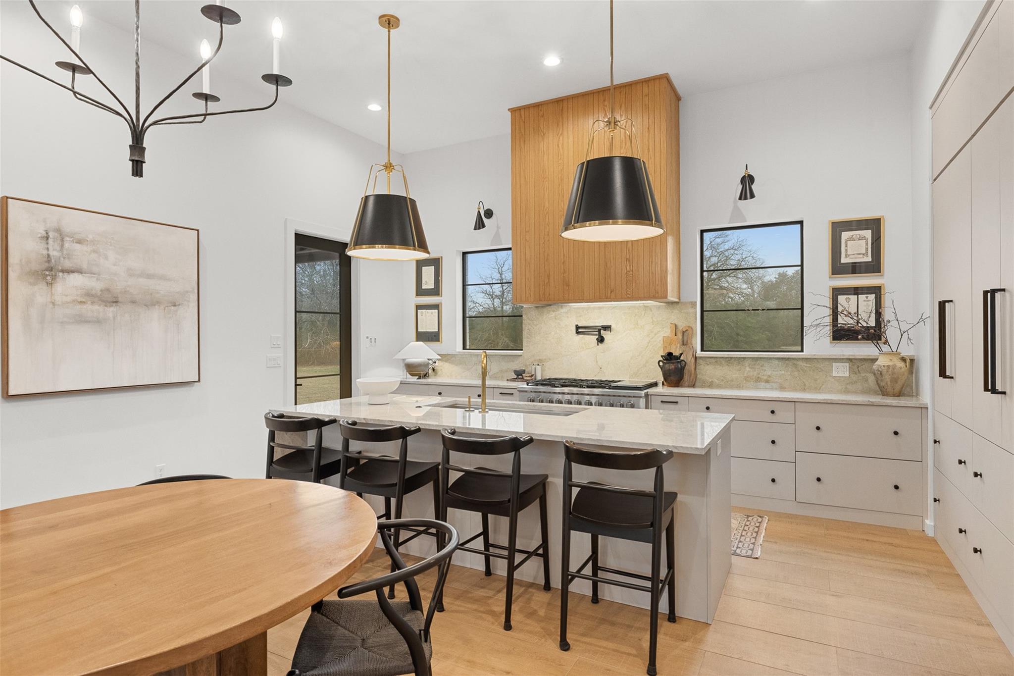 432 S Garrett Circle