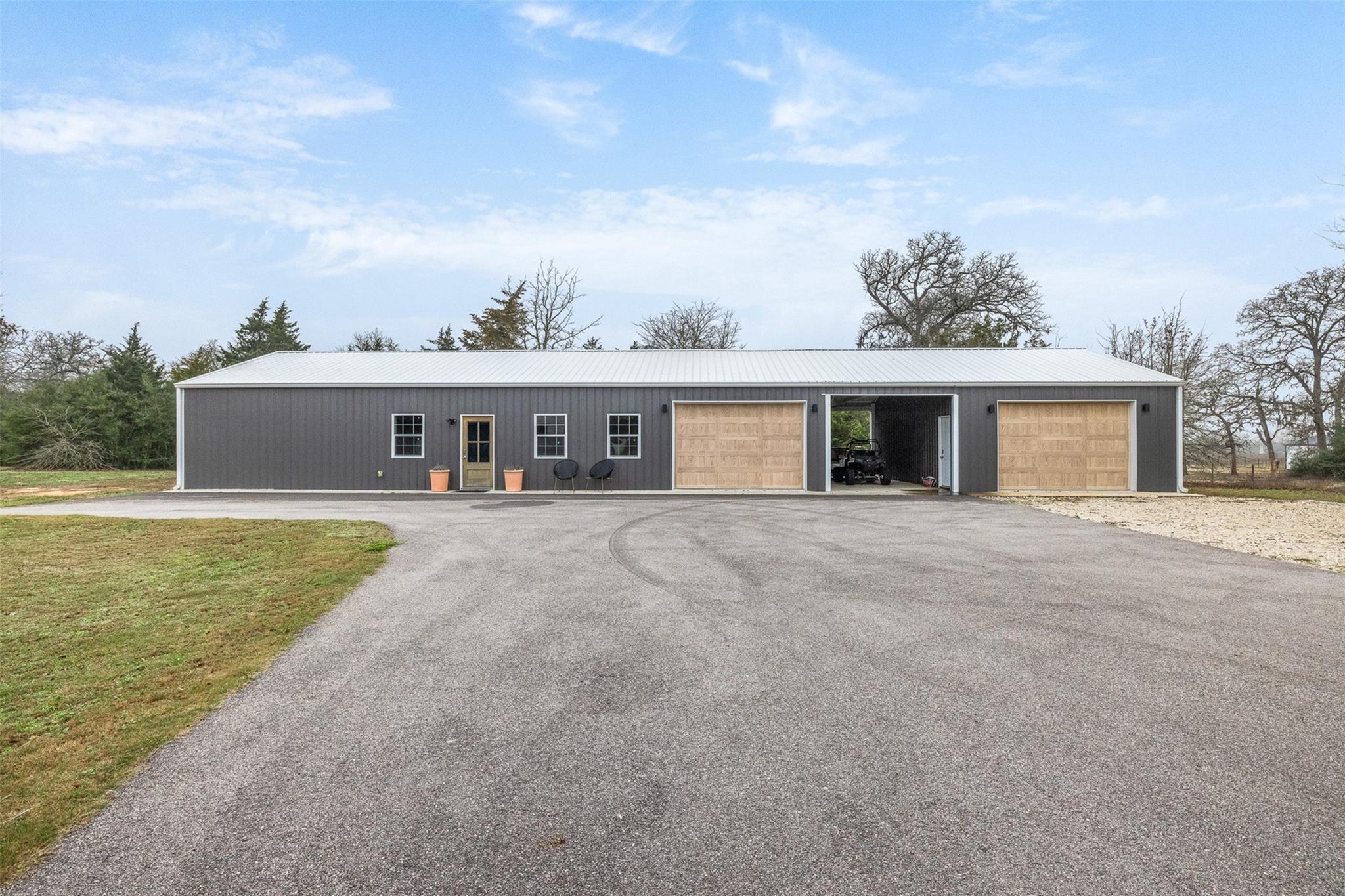 432 S Garrett Circle