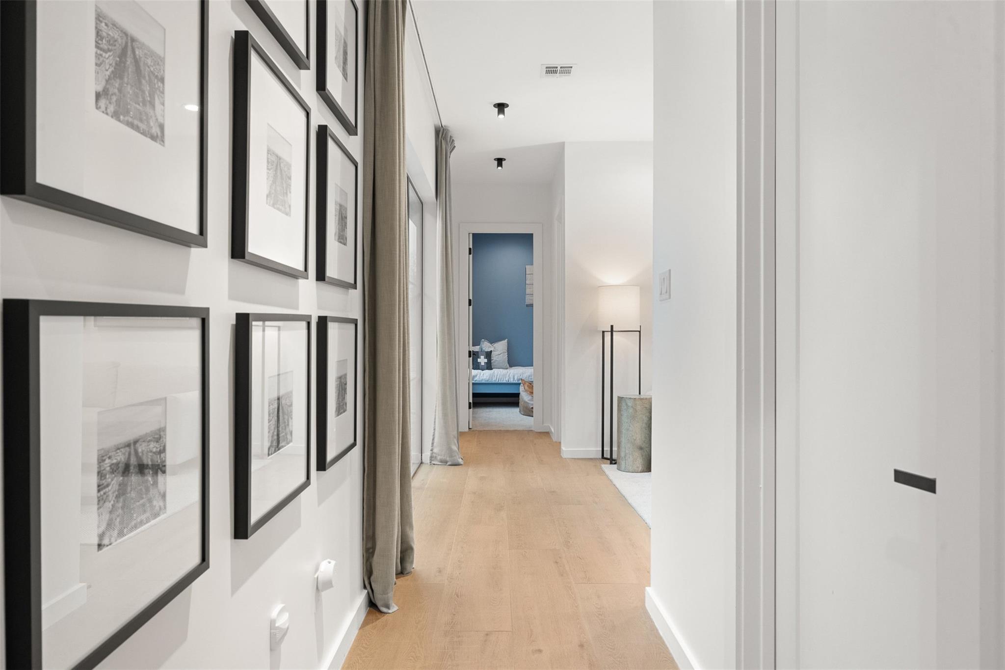 432 S Garrett Circle