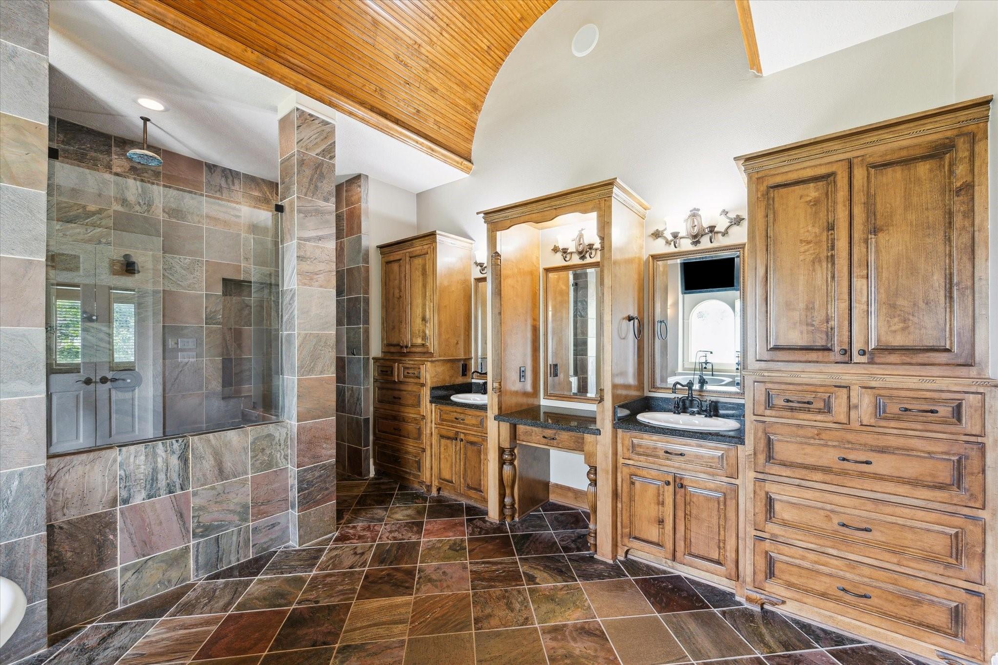 4511 Upper Oxbow Trace