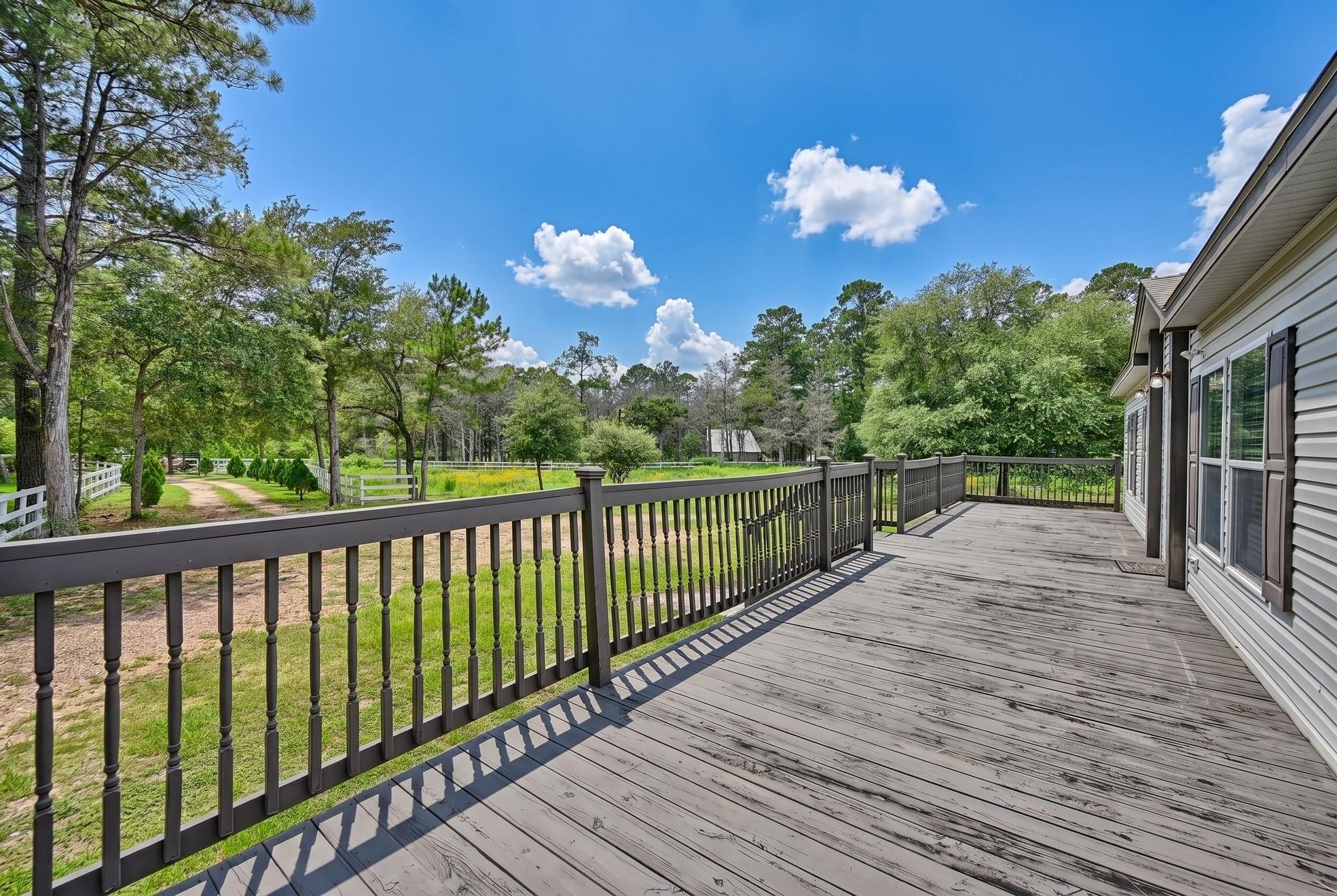 1182 Oak Crest Drive