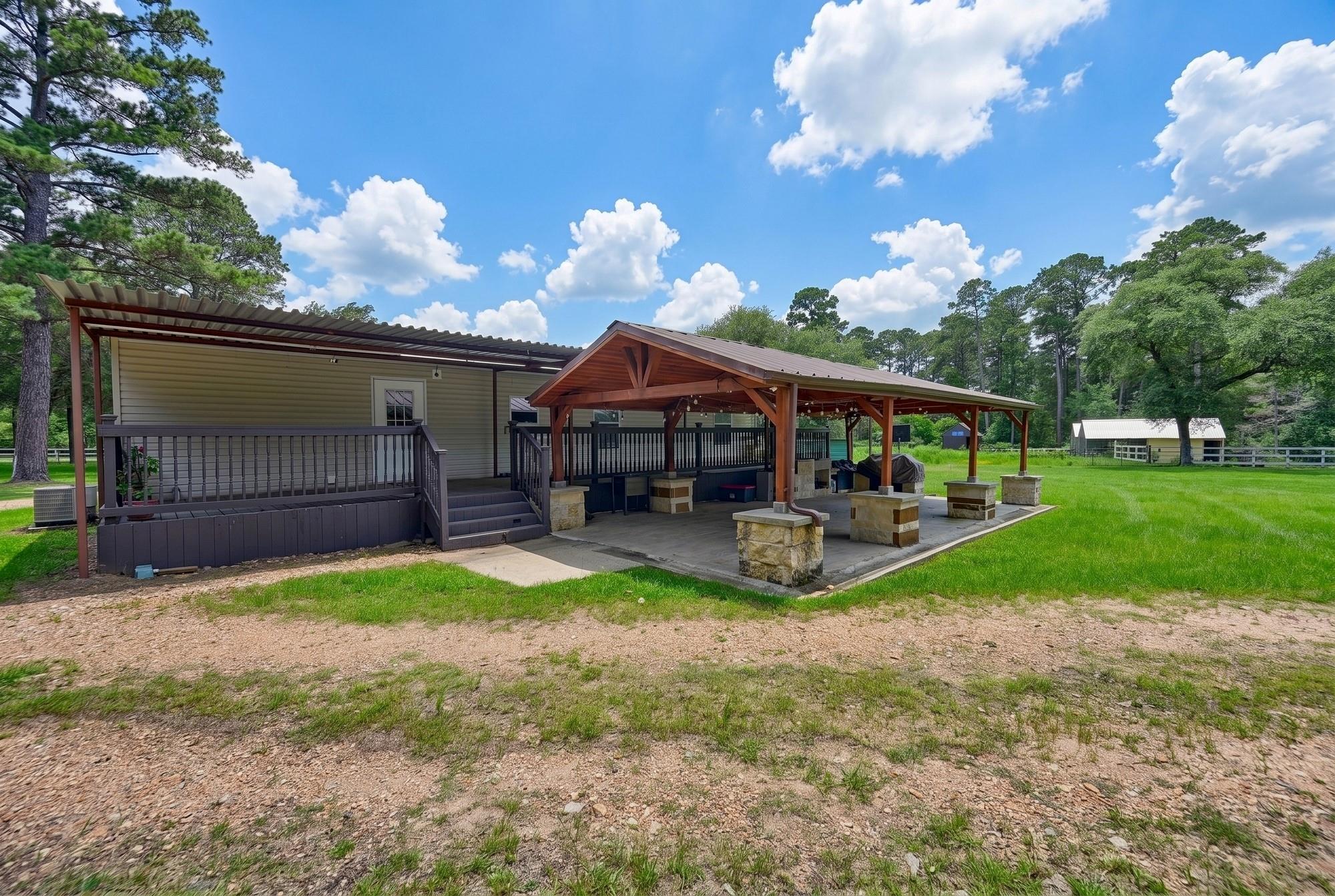 1182 Oak Crest Drive
