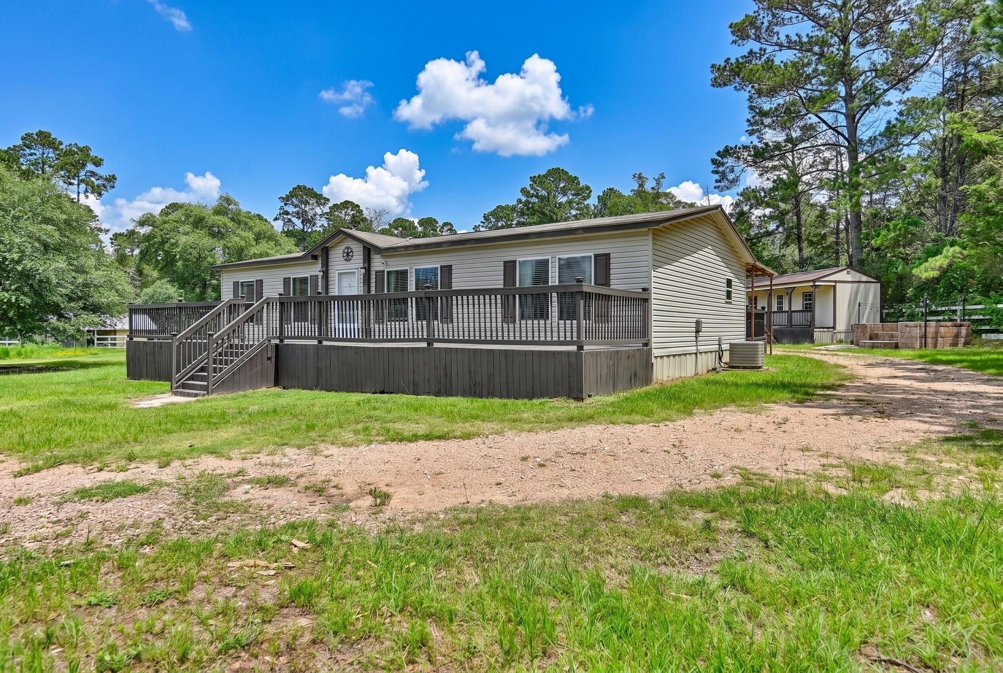 1182 Oak Crest Drive