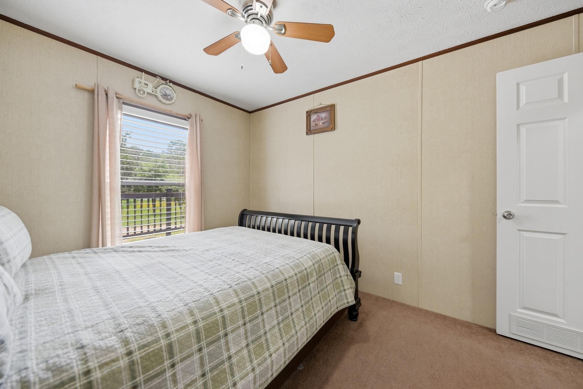 1182 Oak Crest Drive