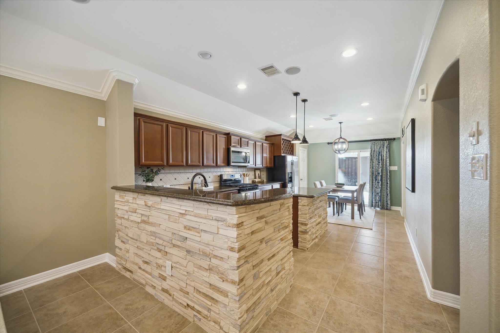 10012 Willowmoor Lane