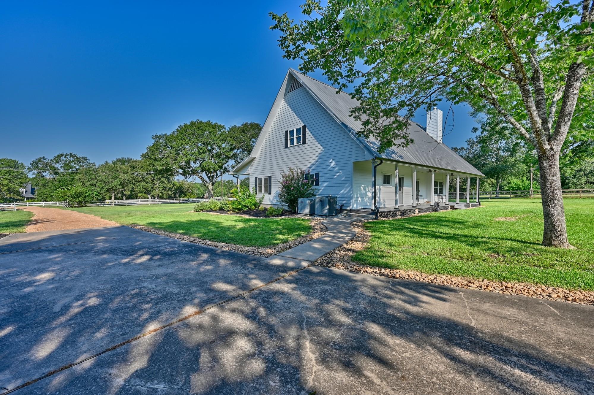 609 Piney Creek Road