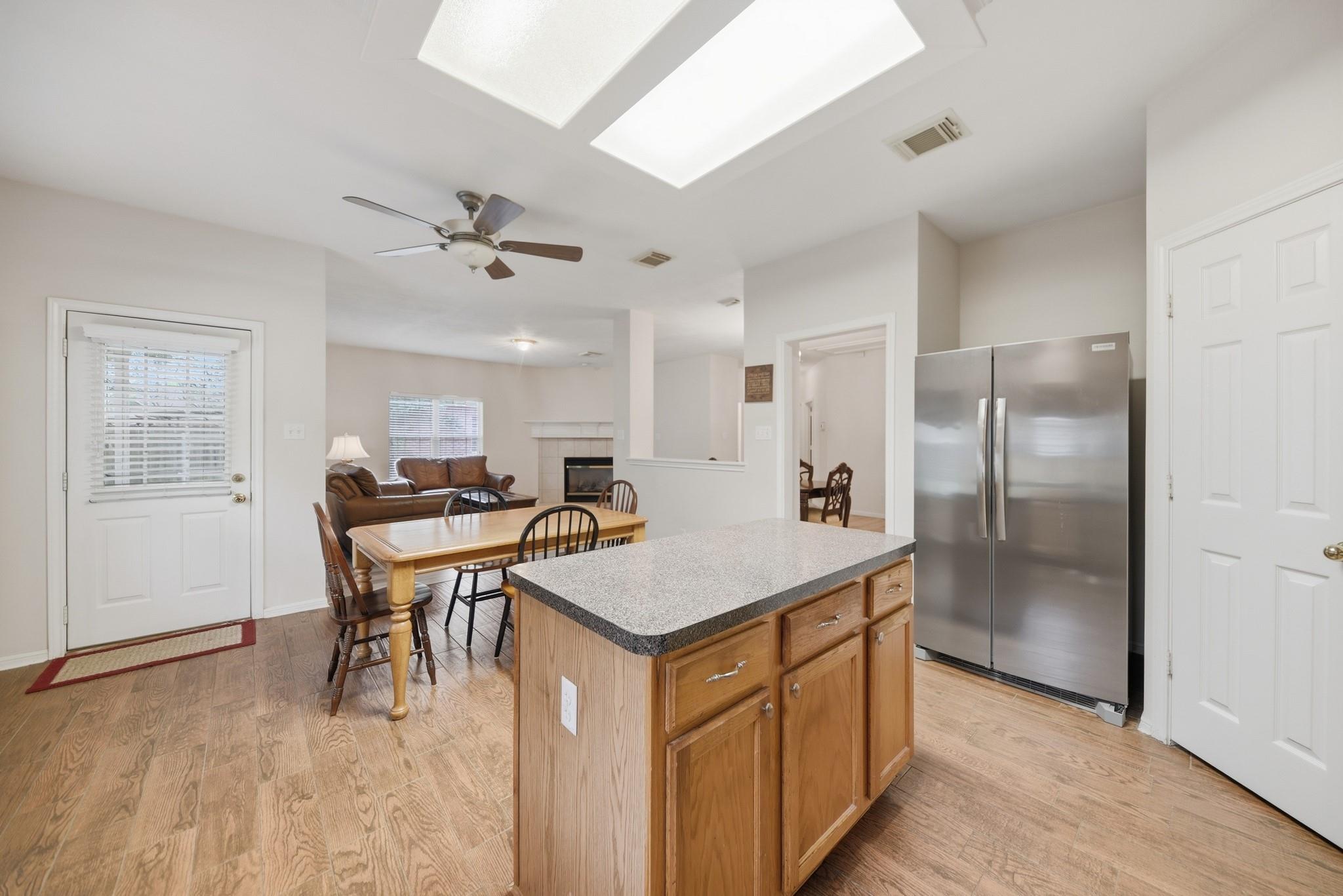 1409 Ward Bend Street