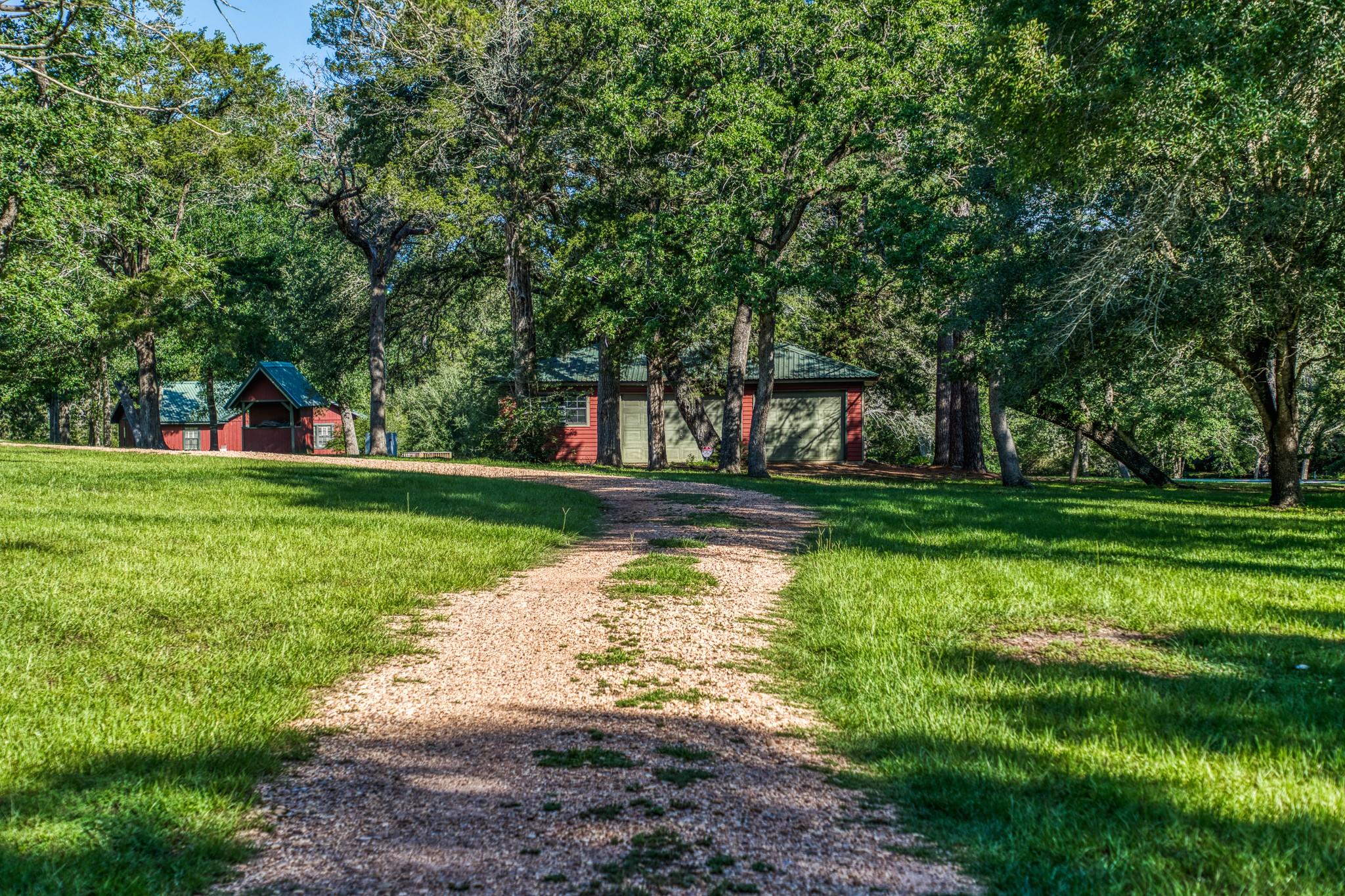 1017 Allen Road