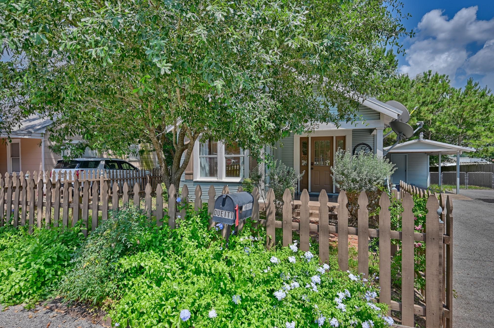 23 N Harris Street
