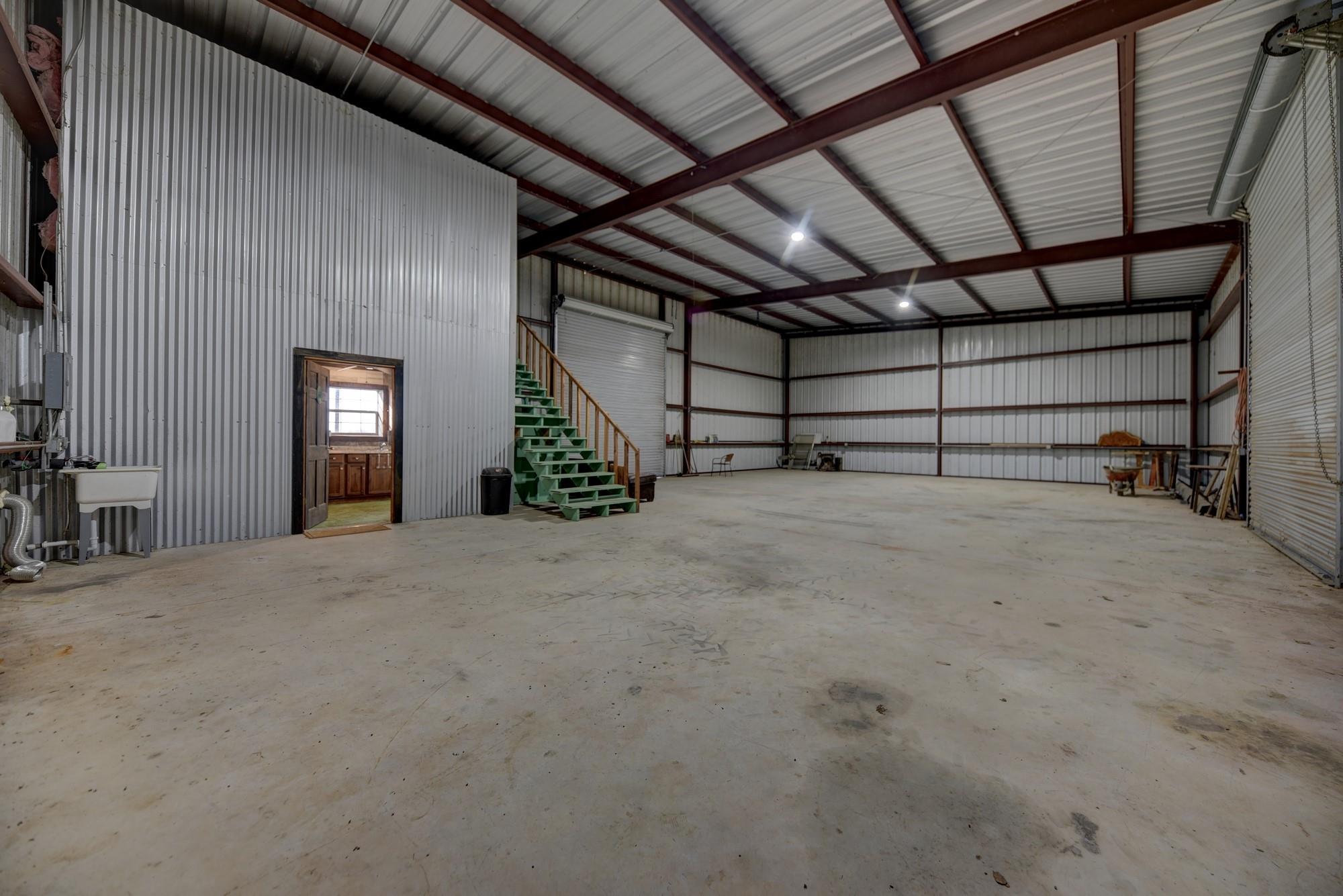 225 Private Road 4007