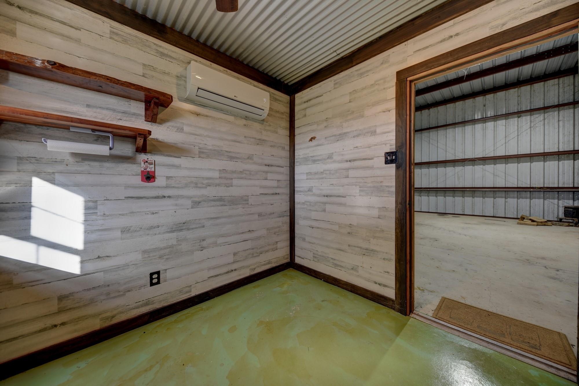 225 Private Road 4007