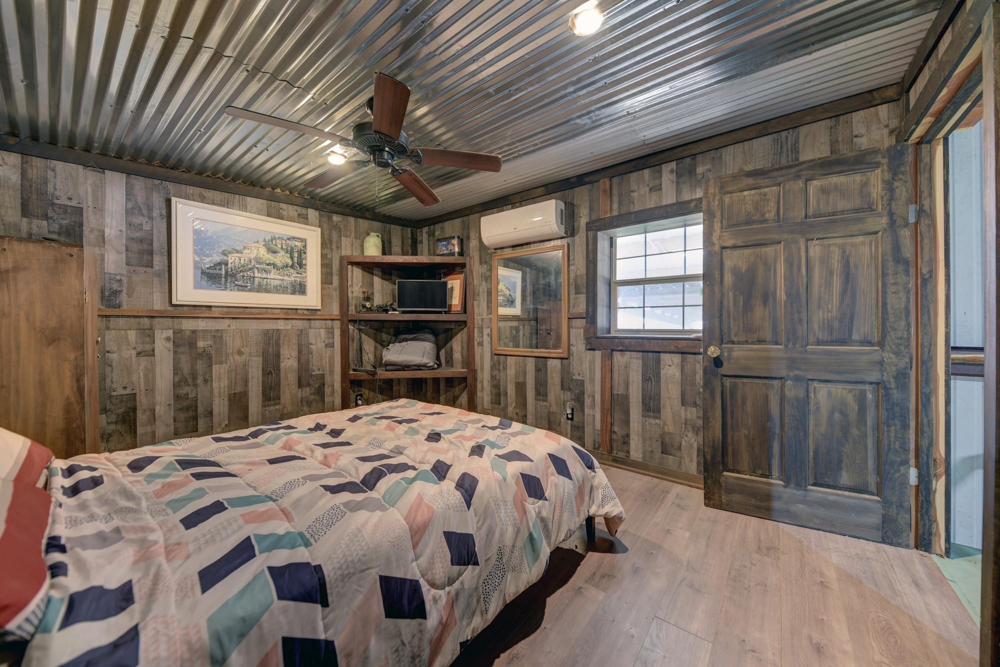 225 Private Road 4007