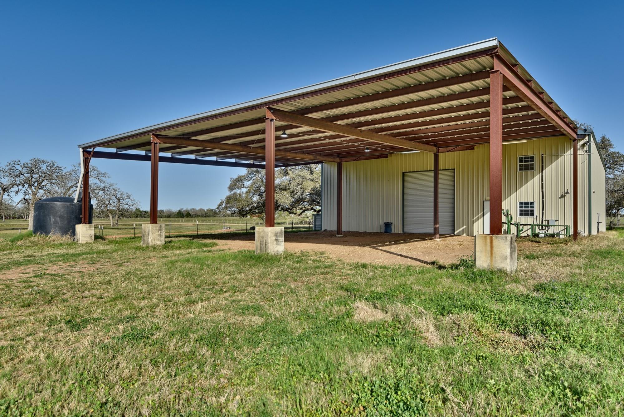 225 Private Road 4007