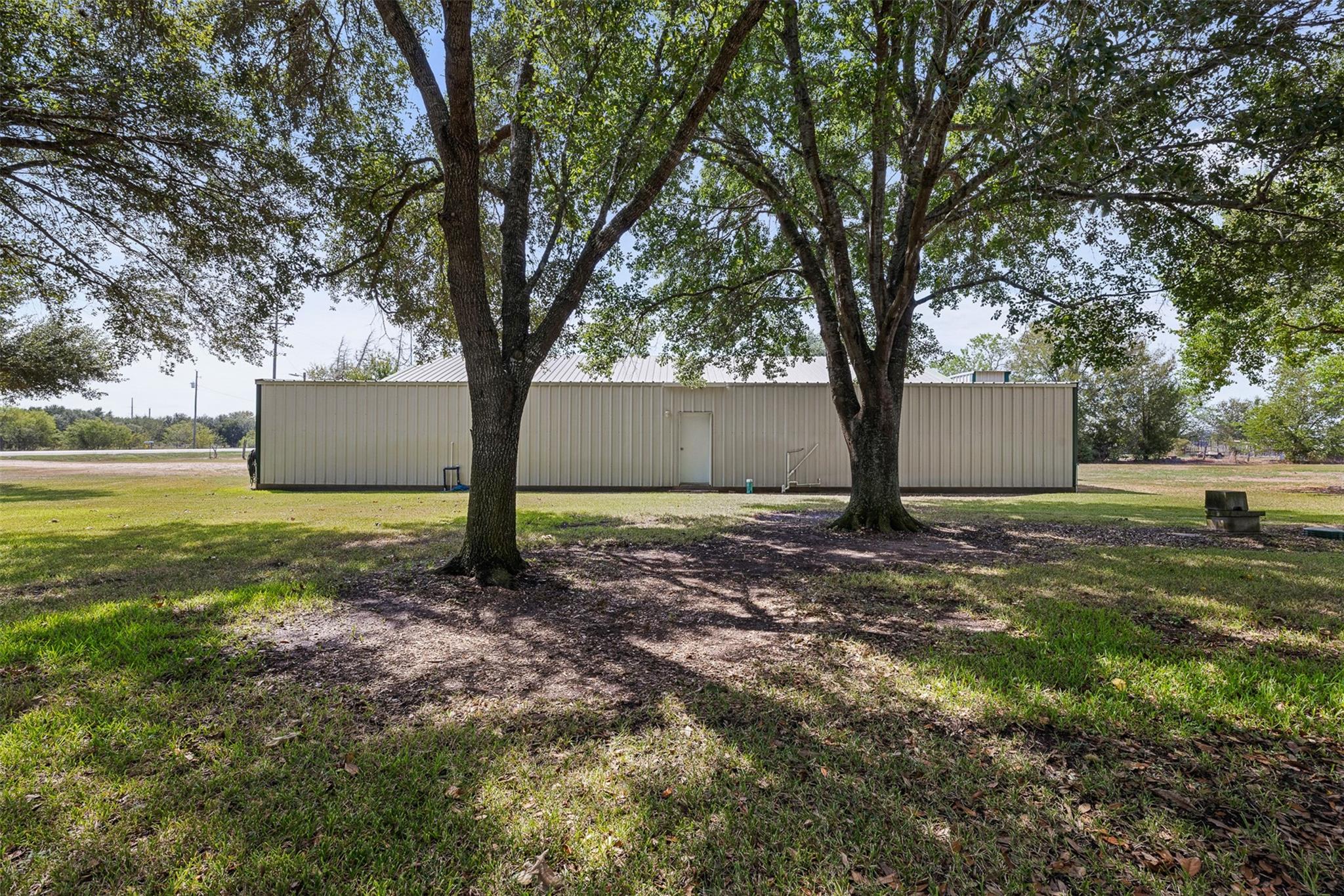 10554 Highway 159 E
