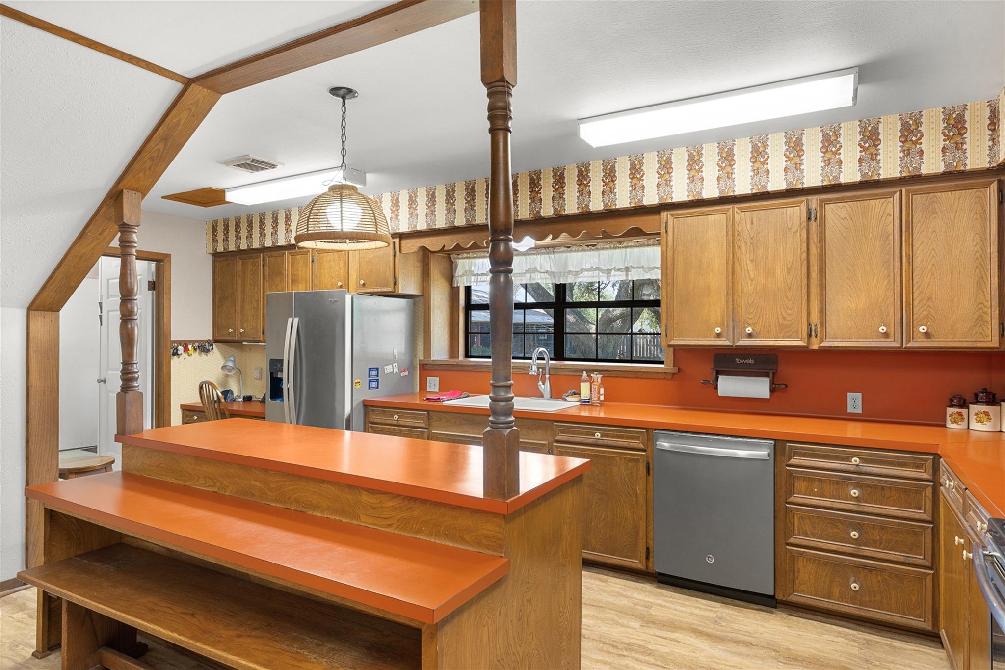 10554 Highway 159 E
